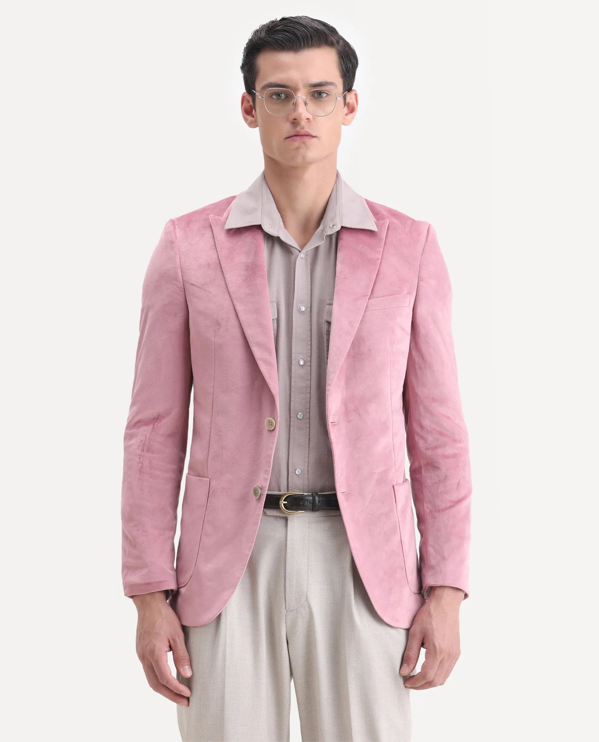 Rare Rabbit Men's Mazey Pink Velvet Plain Tailored Fit Full Sleeve Lapel Neck Blazer