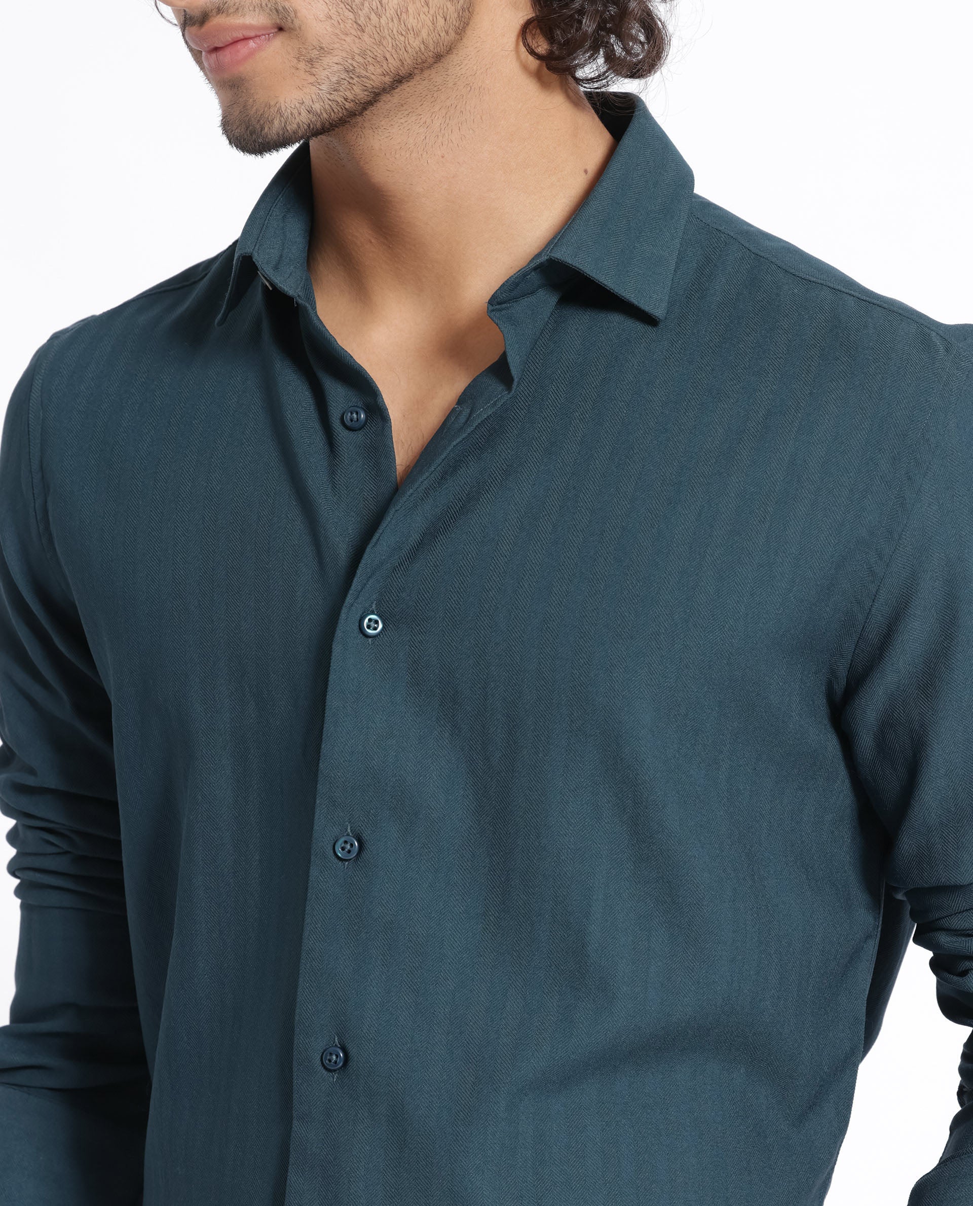 Rare Rabbit Men's Me Green Cotton Polyester Fabric Full Sleeves Solid Shirt