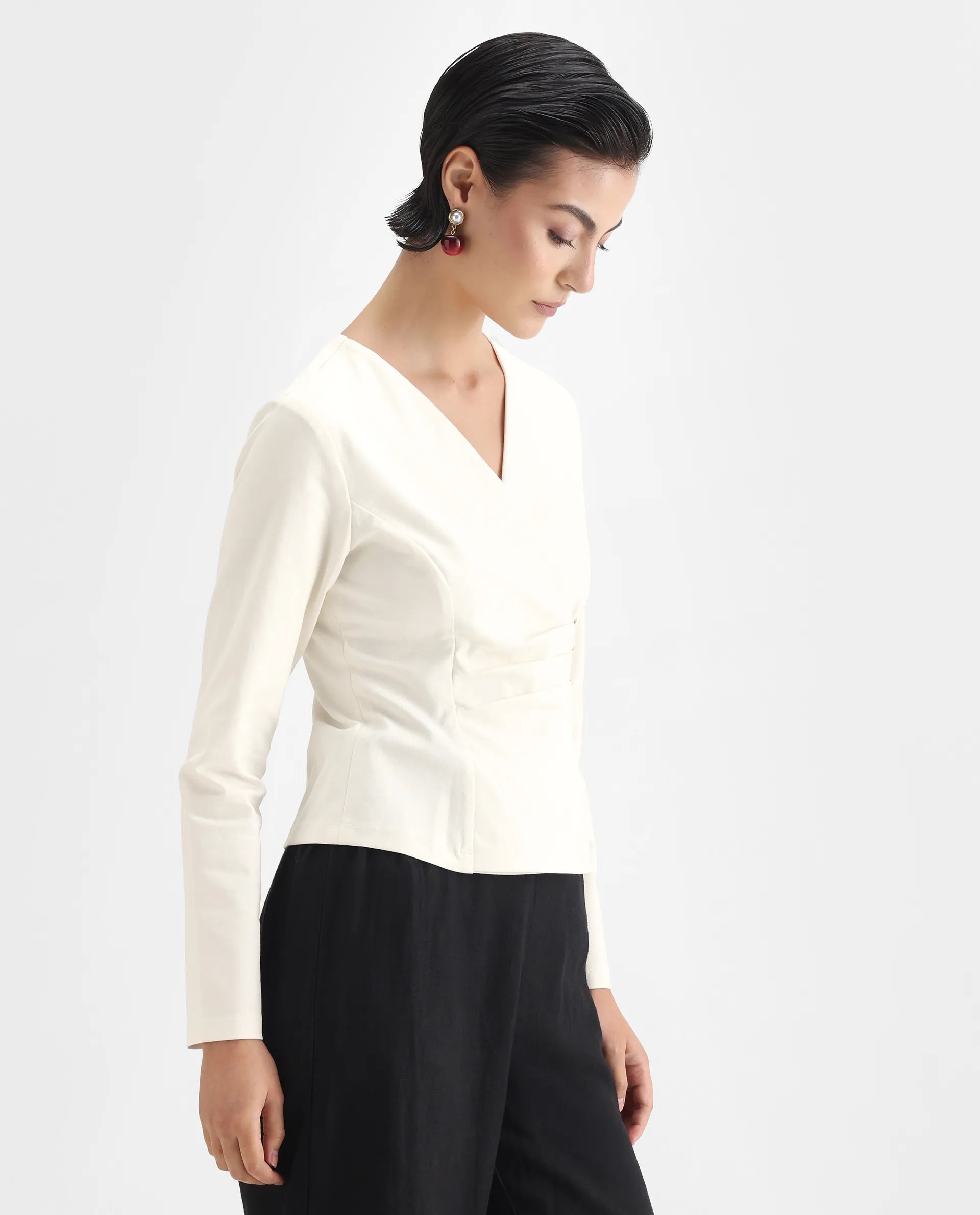 Rareism Women's Mellow White Polyester Blend V-Neck Plain Regular Fit Top