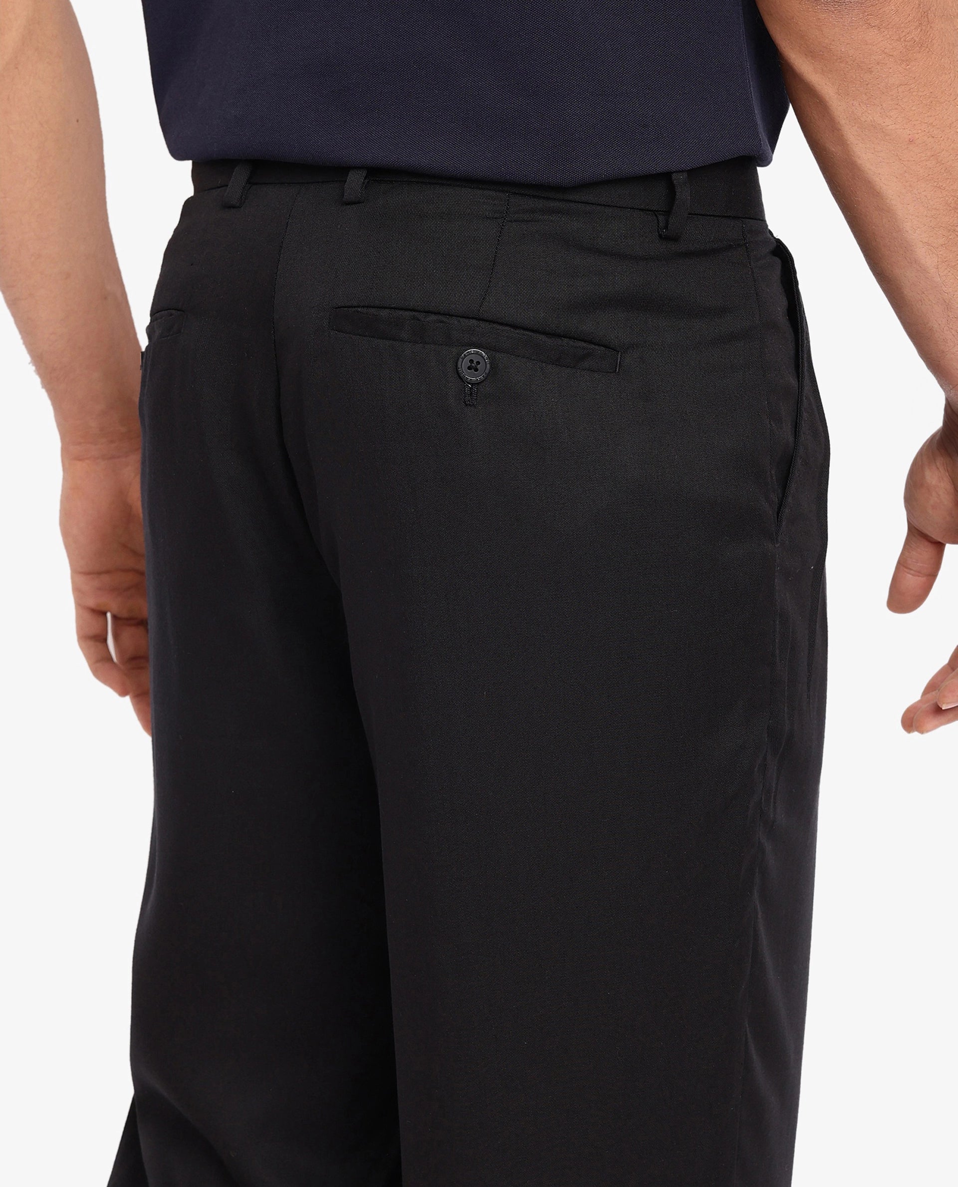 Rare Rabbit Mens Memos Black Tencel Fabric Solid Regular Fit Tencel Fabric Trouser