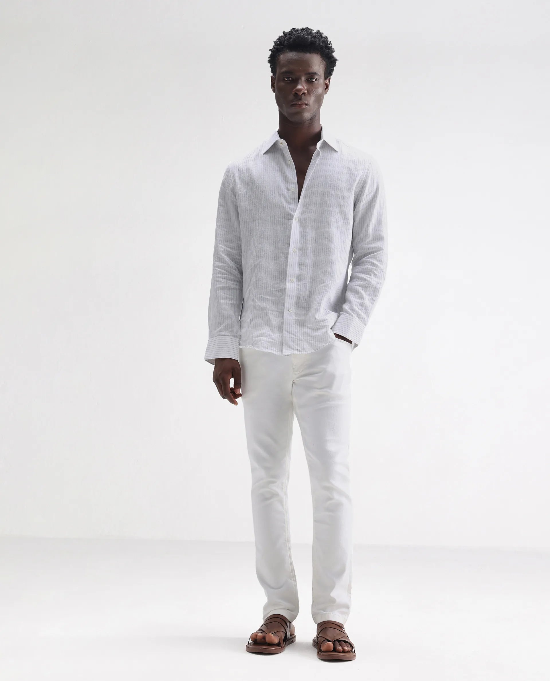 Rare Rabbit Men's Meymac White Cotton Plain Hawk Slim Fit Jeans