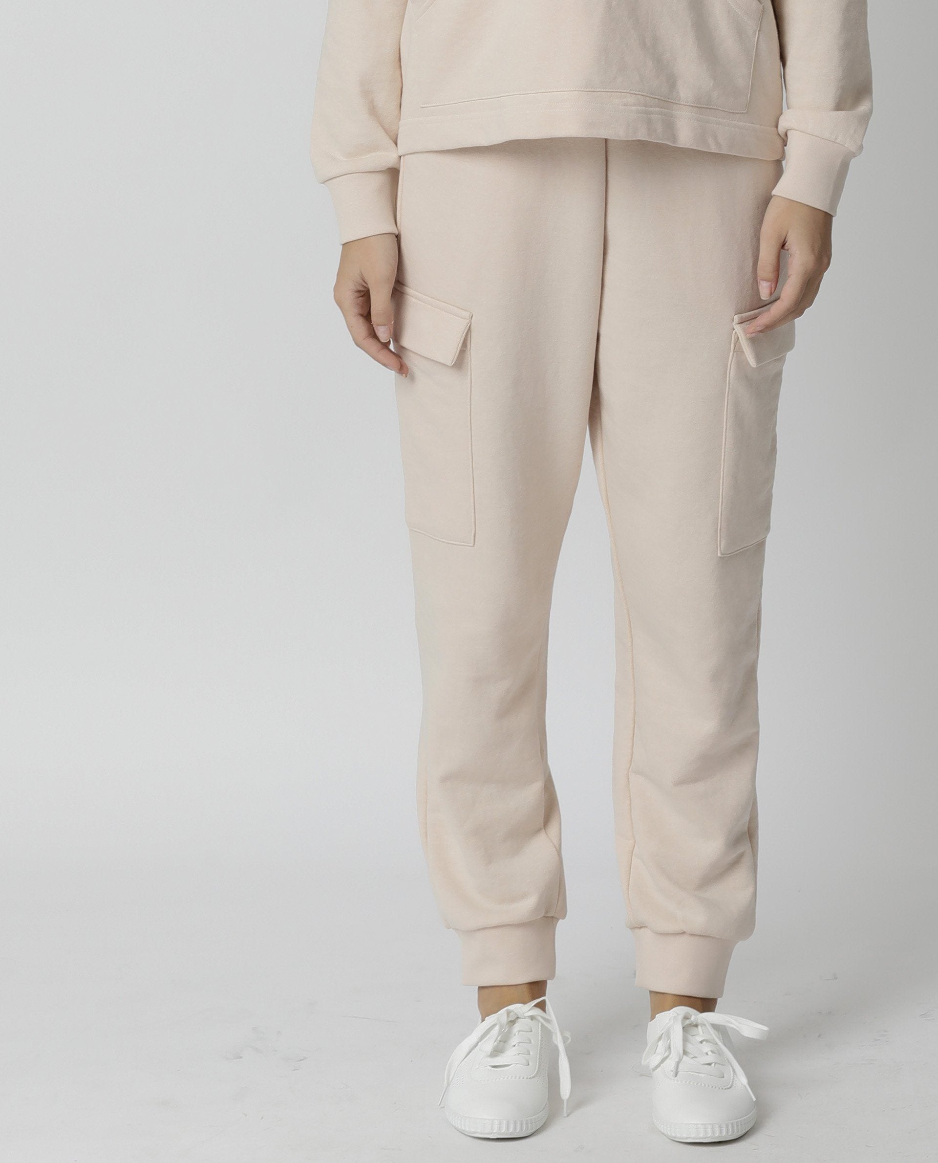 Rareism Women Nush Beige Cotton Poly Fabric Tailored Fit Solid Mid Rise Ankle Length Track Pant