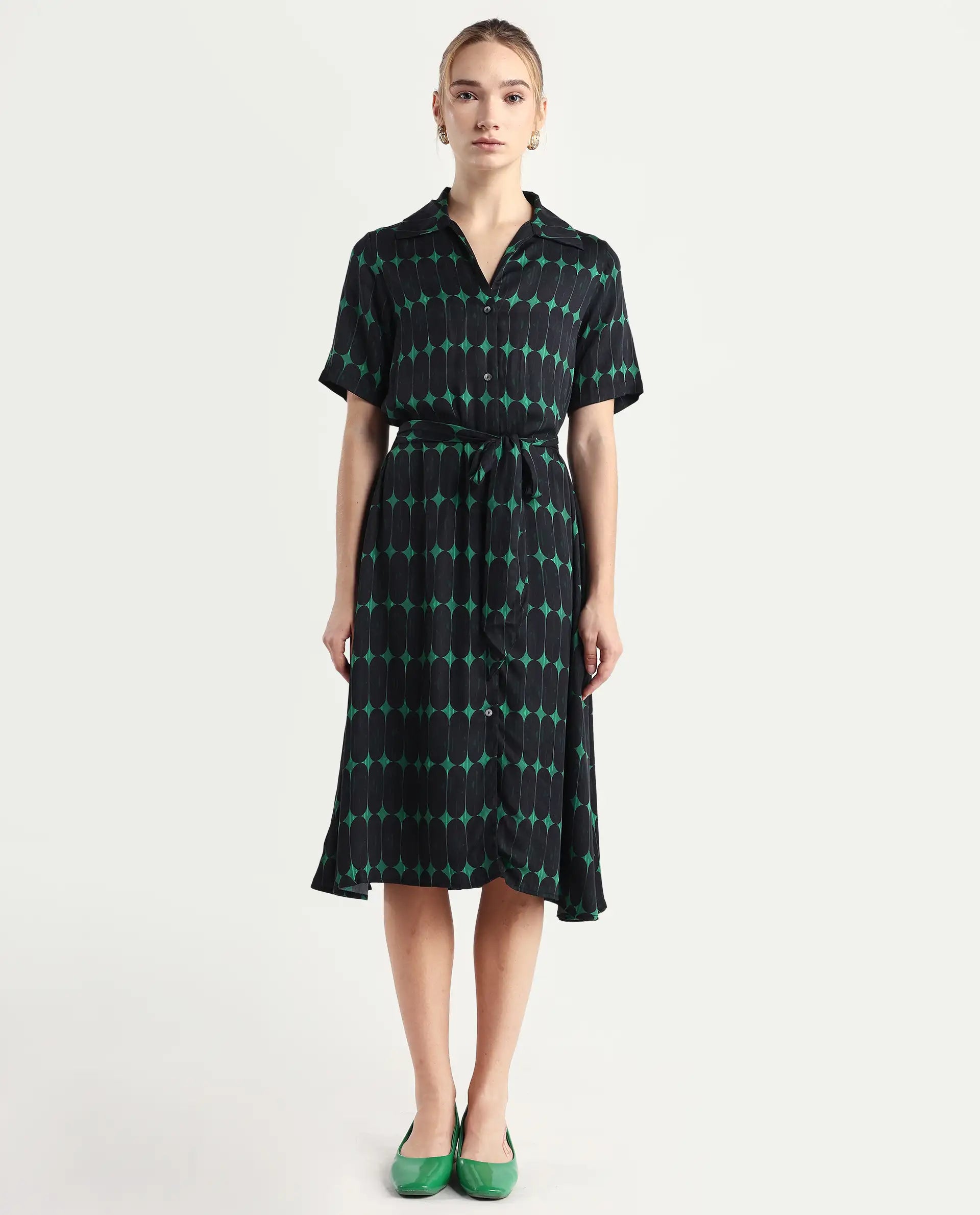 Rareism Women's Millington Green Cotton Johnny Collar Geometric Print Midi A-Line Dress
