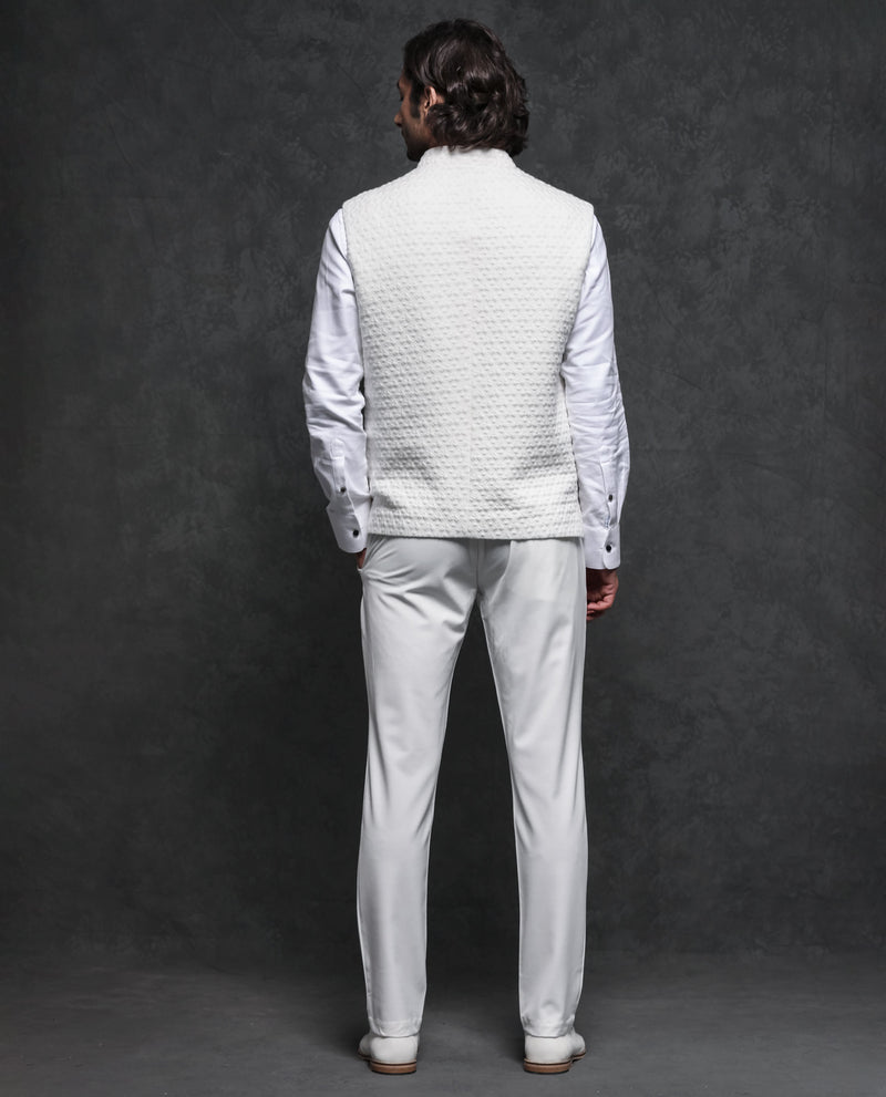 Rare Rabbit Men's Mitzi Off-White Mandarin Collar Tailored Fit Geometric Jacquard Bandi
