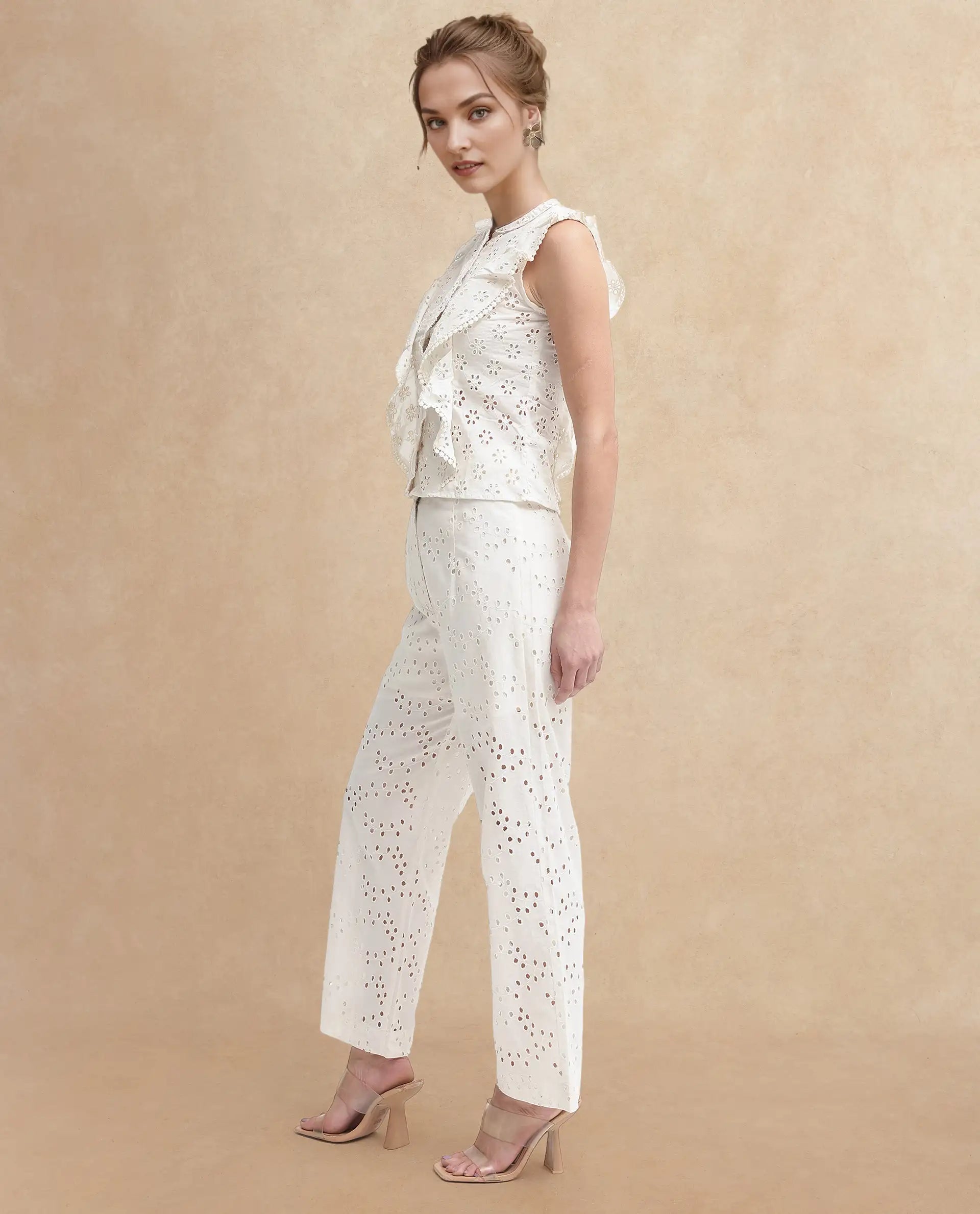 Rareism Women's Montana-T Light Off White Cotton Sweetheart Neck Plain Sleeveless Regular Fit Top