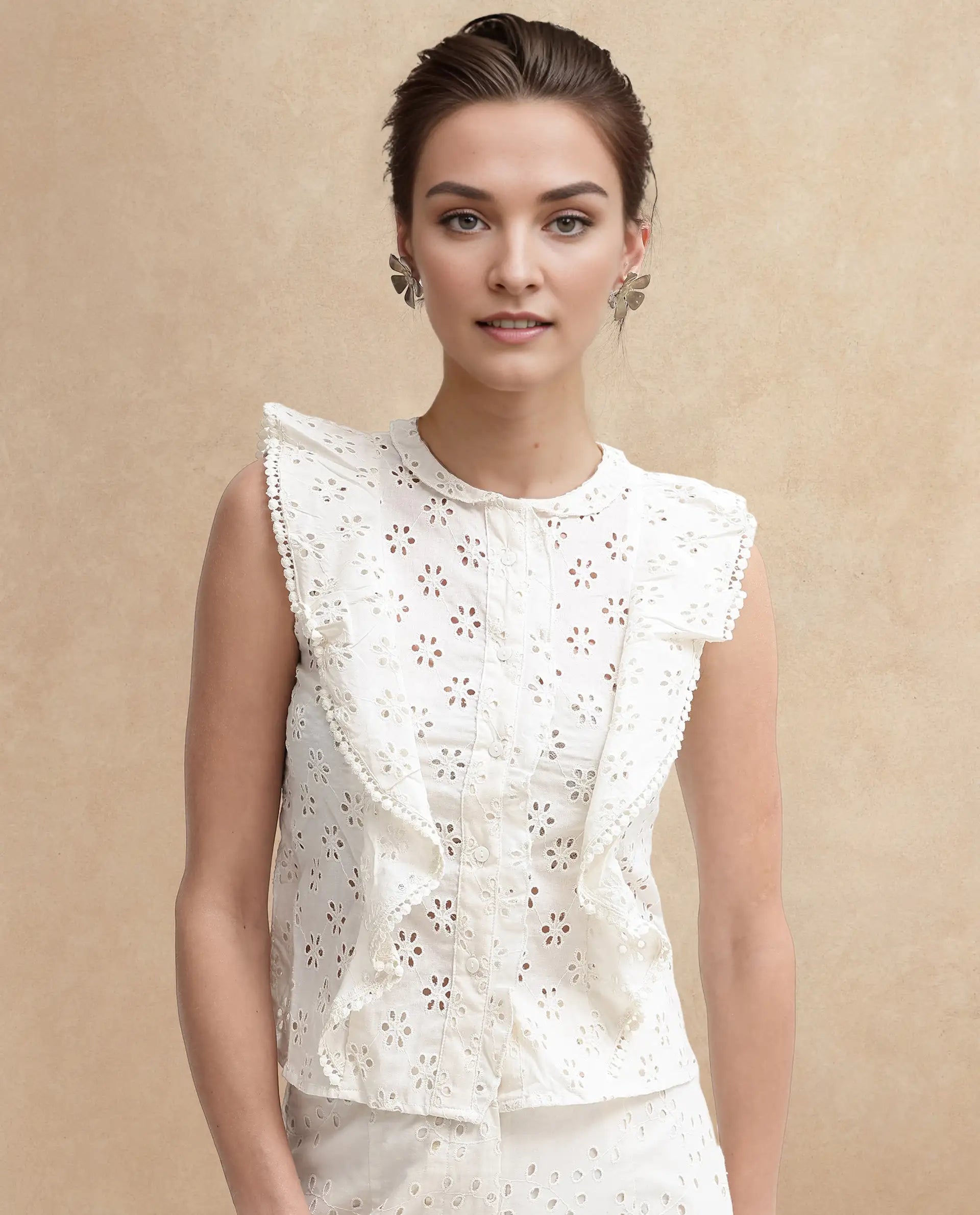 Rareism Women's Montana-T Light Off White Cotton Sweetheart Neck Plain Sleeveless Regular Fit Top