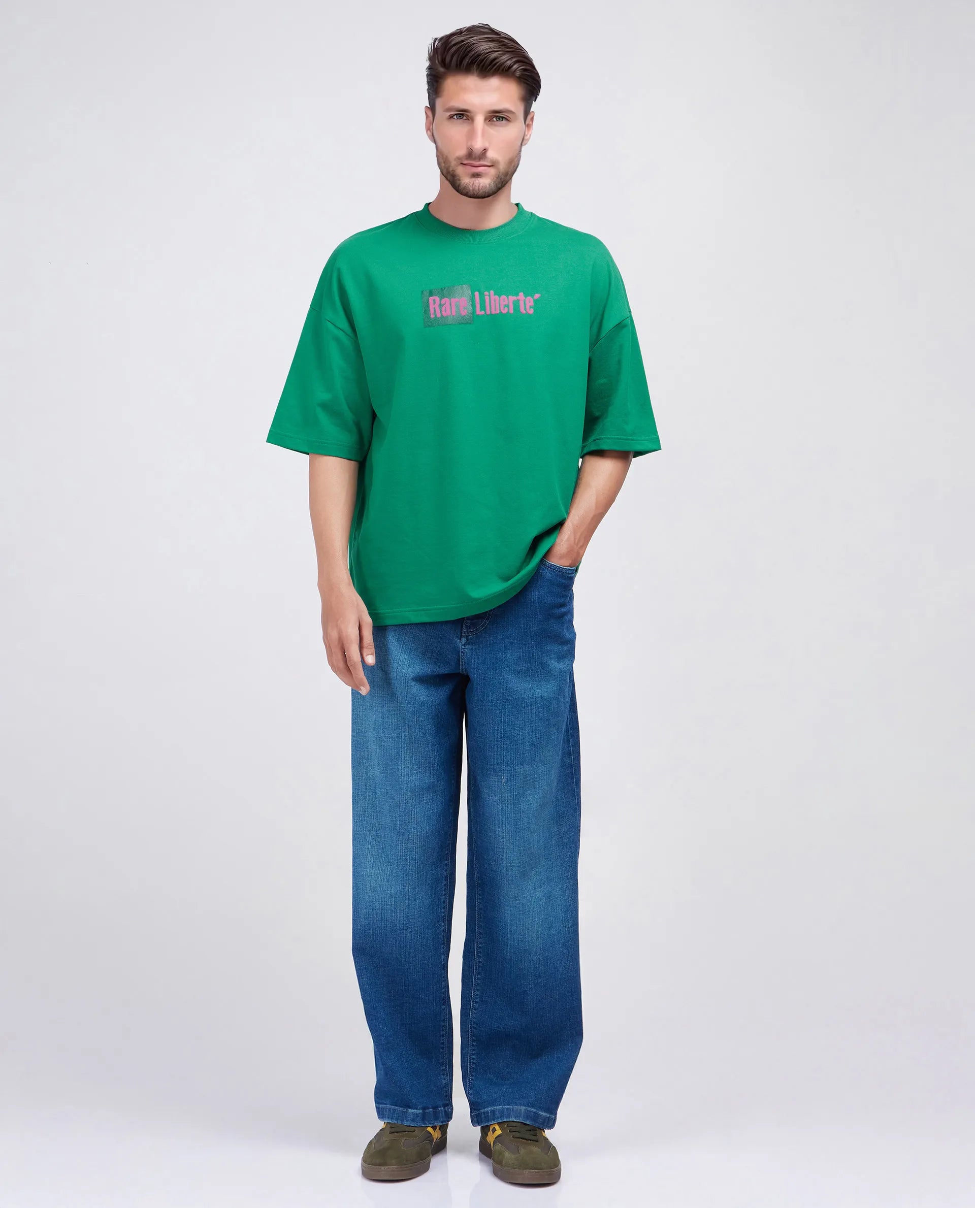 Rare Rabbit Men Moshe Green Cotton Fabric Short Sleeve Slip-On Oversized Fit Printed T-Shirt