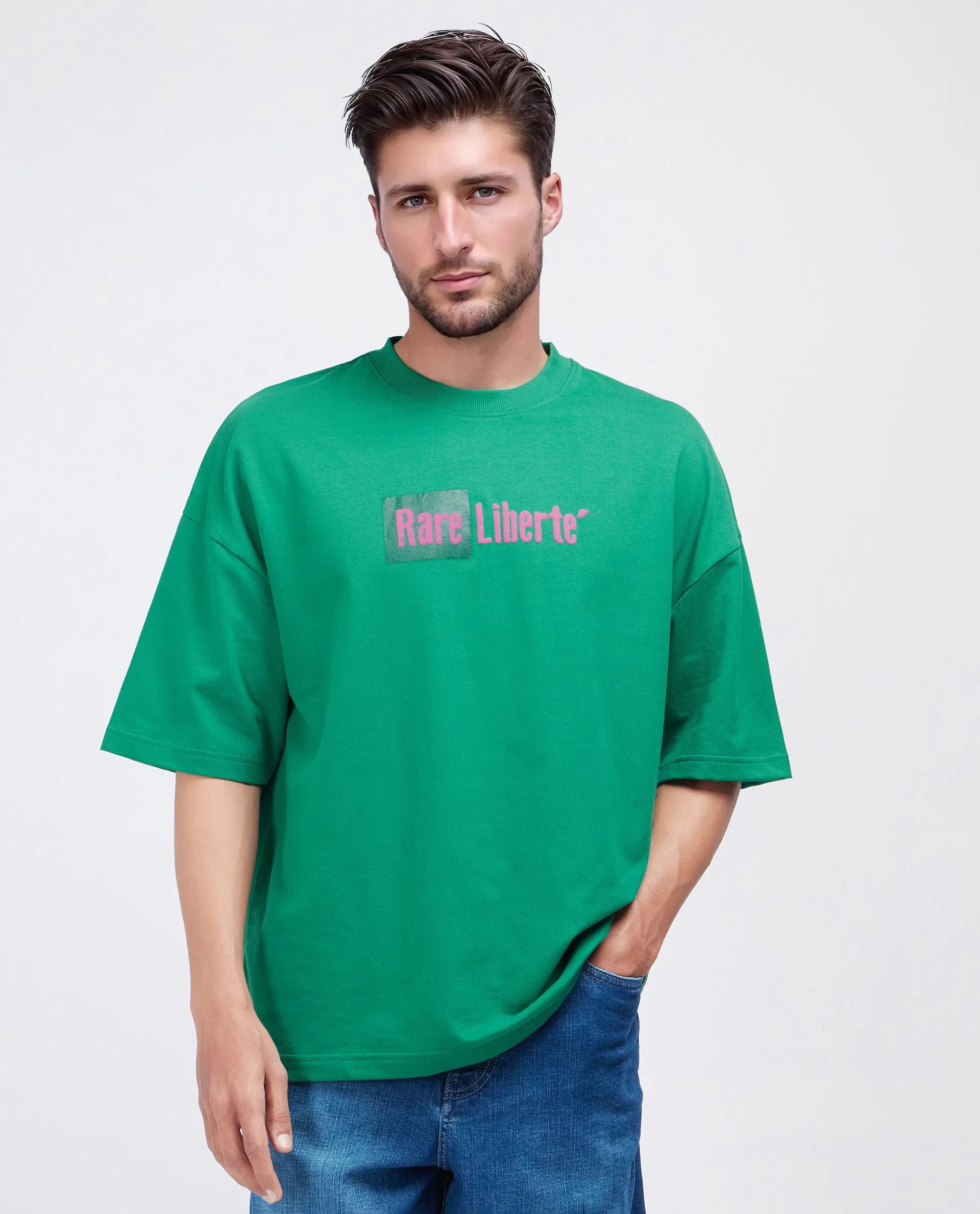 Rare Rabbit Men Moshe Green Cotton Fabric Short Sleeve Slip-On Oversized Fit Printed T-Shirt