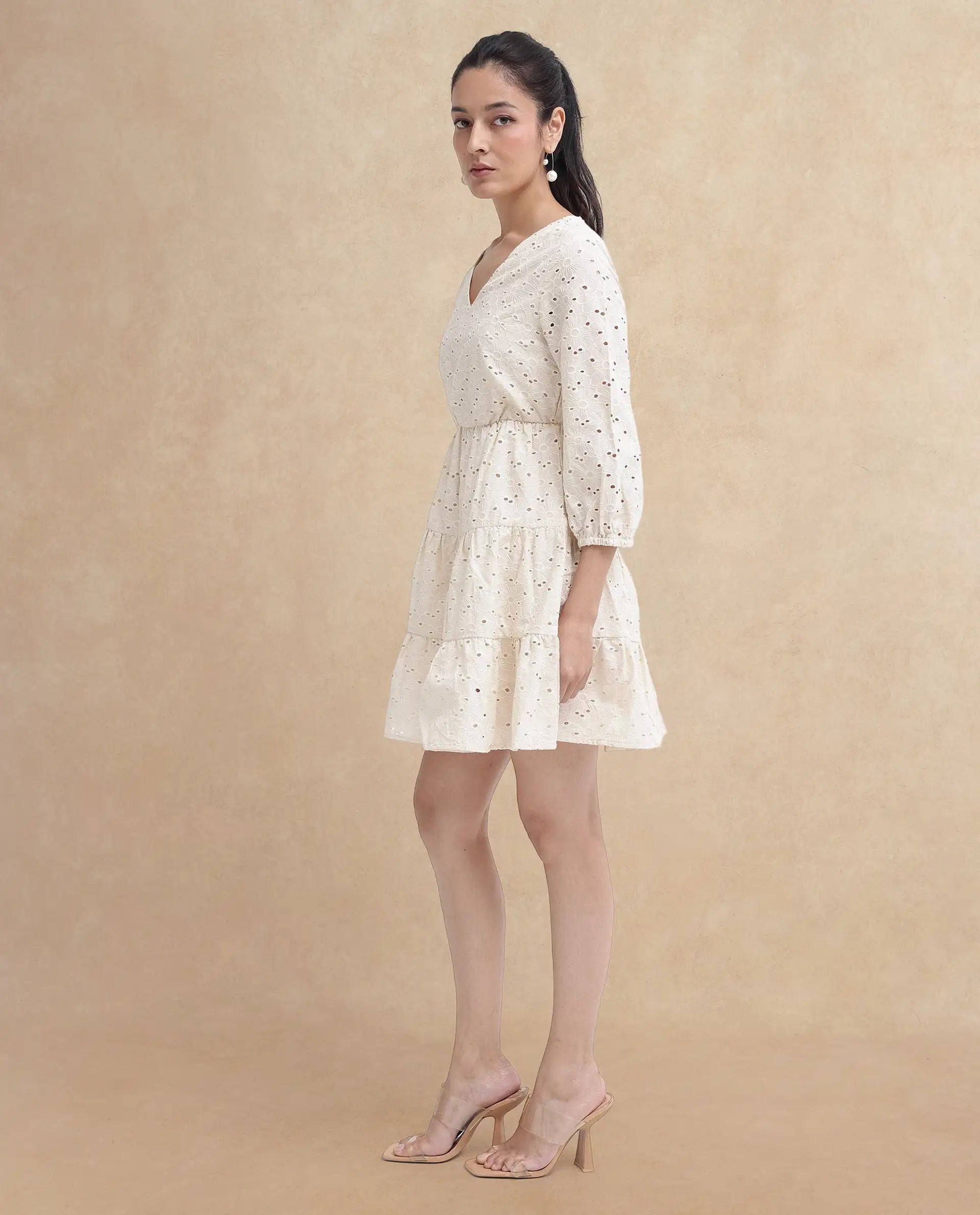 Rareism Women's Mosilo Off White  V-Neck Zipper Closure Balloon Sleeve Plain Fit And Flare Knee Length Dress