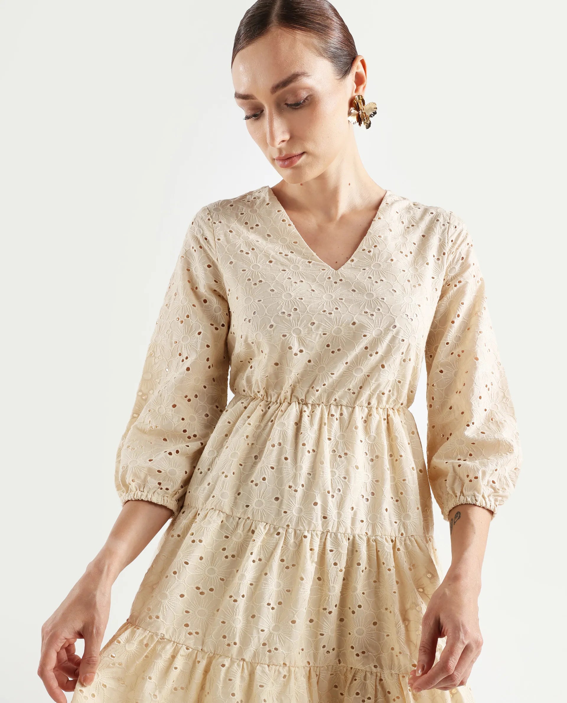 Rareism Women's Mosilo Off White Cotton V-Neck Plain Balloon Sleeve Knee Length Fit And Flare Dress