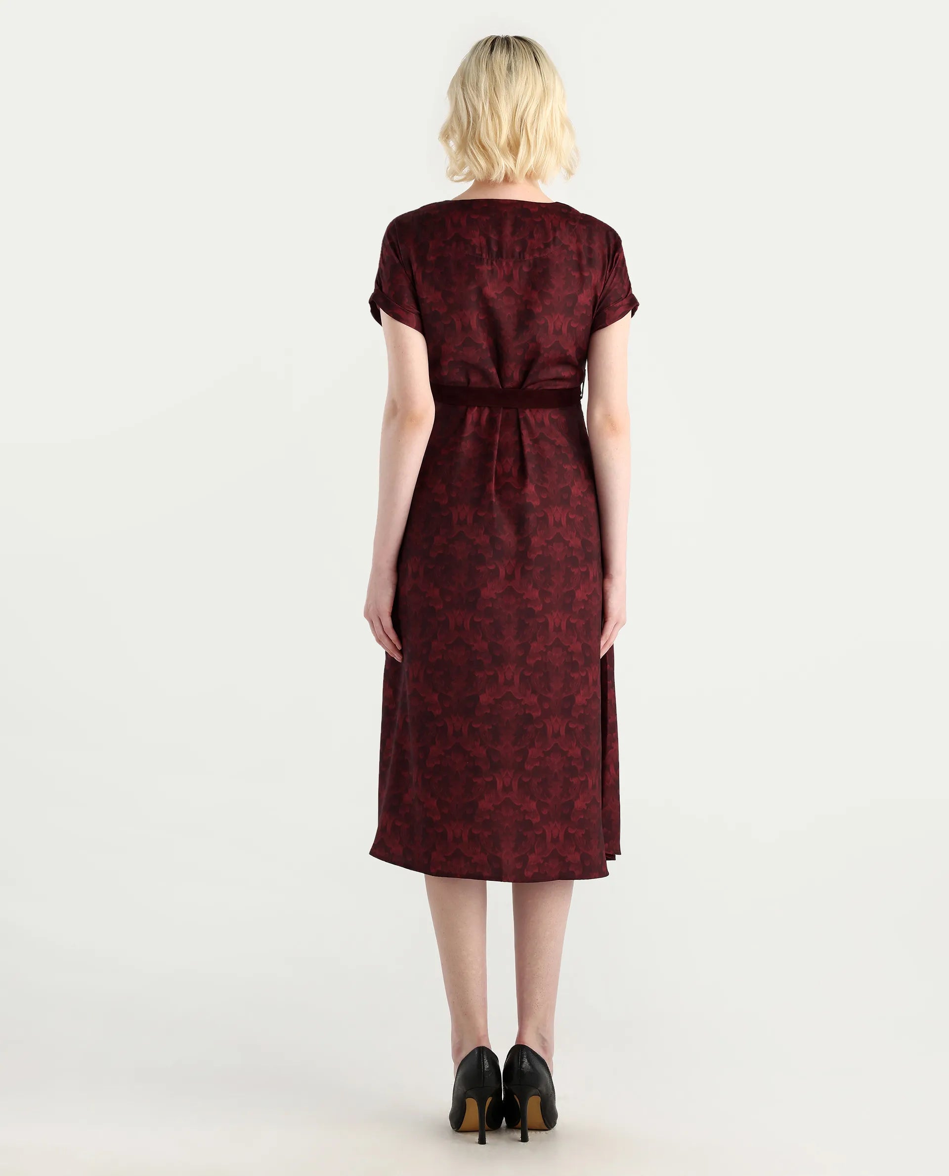 Rareism Women's Mulaani Maroon Satin Round Neck Abstract Print Extended Sleeves Midi A-Line Dress
