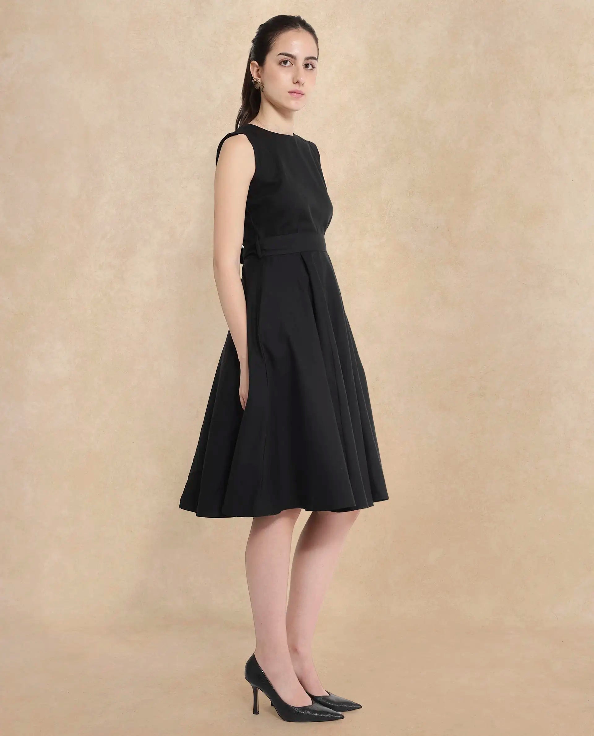 Rareism Women Mulana Black Sleeveless Round Neck Zipper A-Line Plain Midi Dress