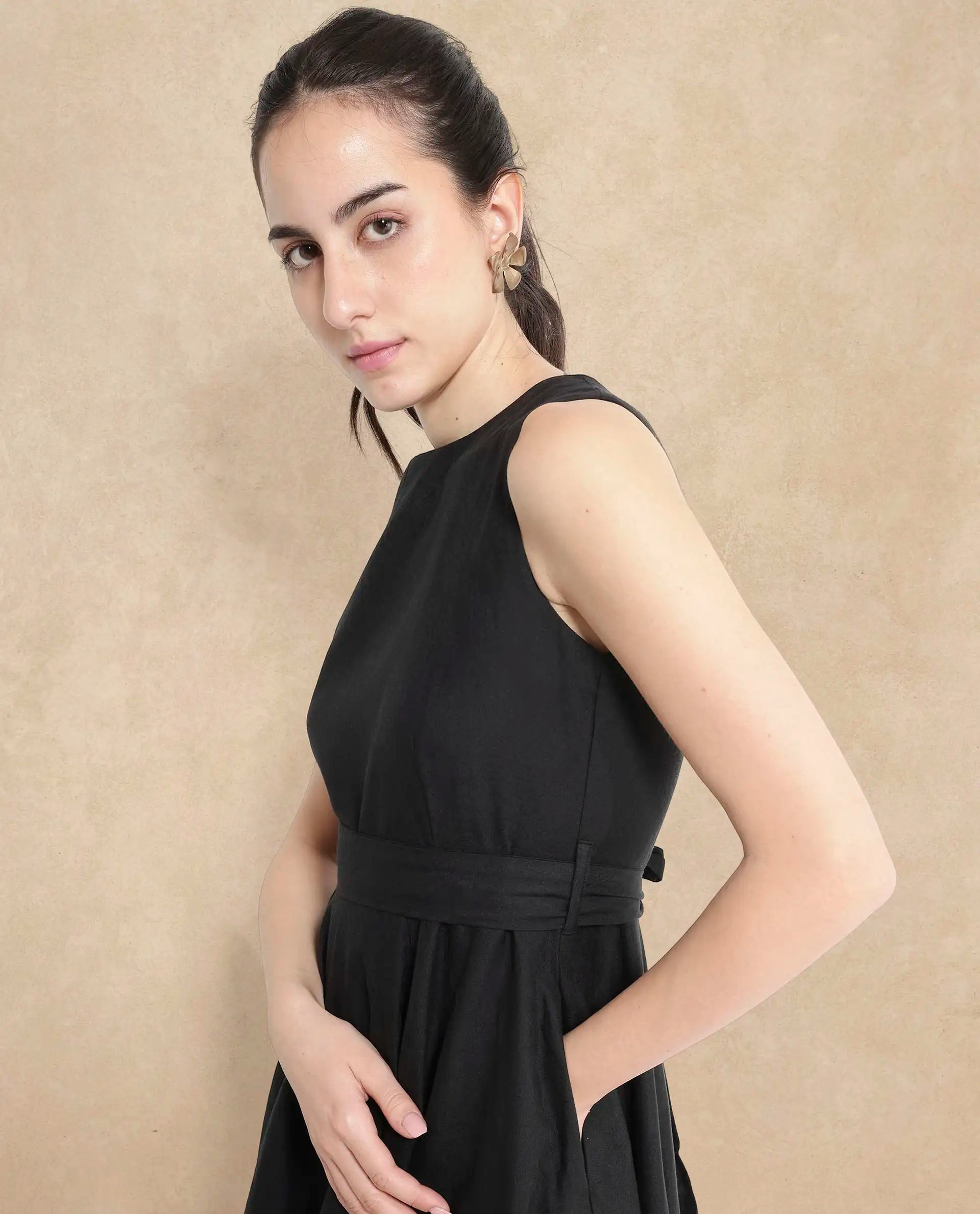 Rareism Women Mulana Black Sleeveless Round Neck Zipper A-Line Plain Midi Dress