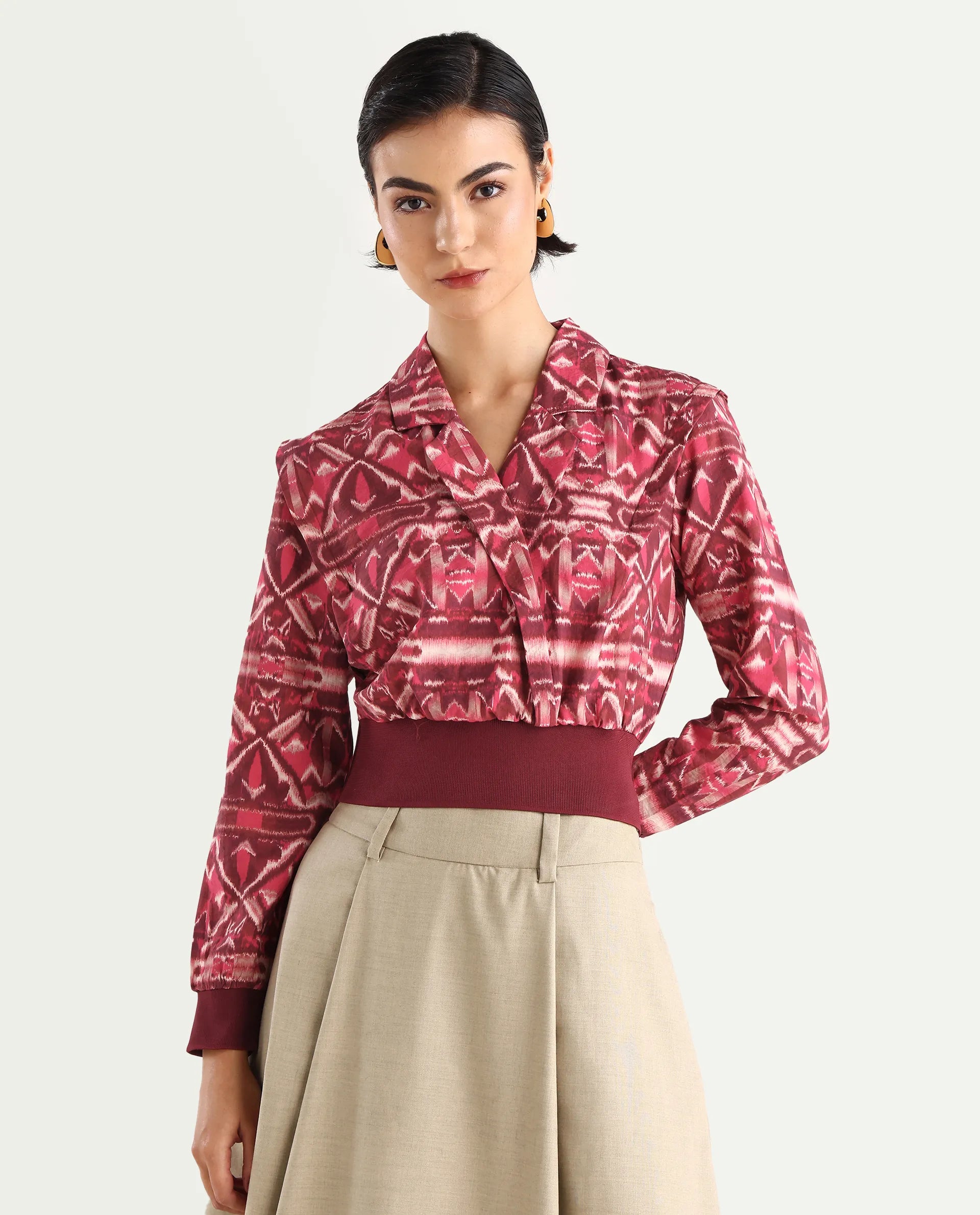 Rareism Women's Mus Multi Nylon Blend V-Neck Abstract Print Cuffed Sleeve Regular Fit Top