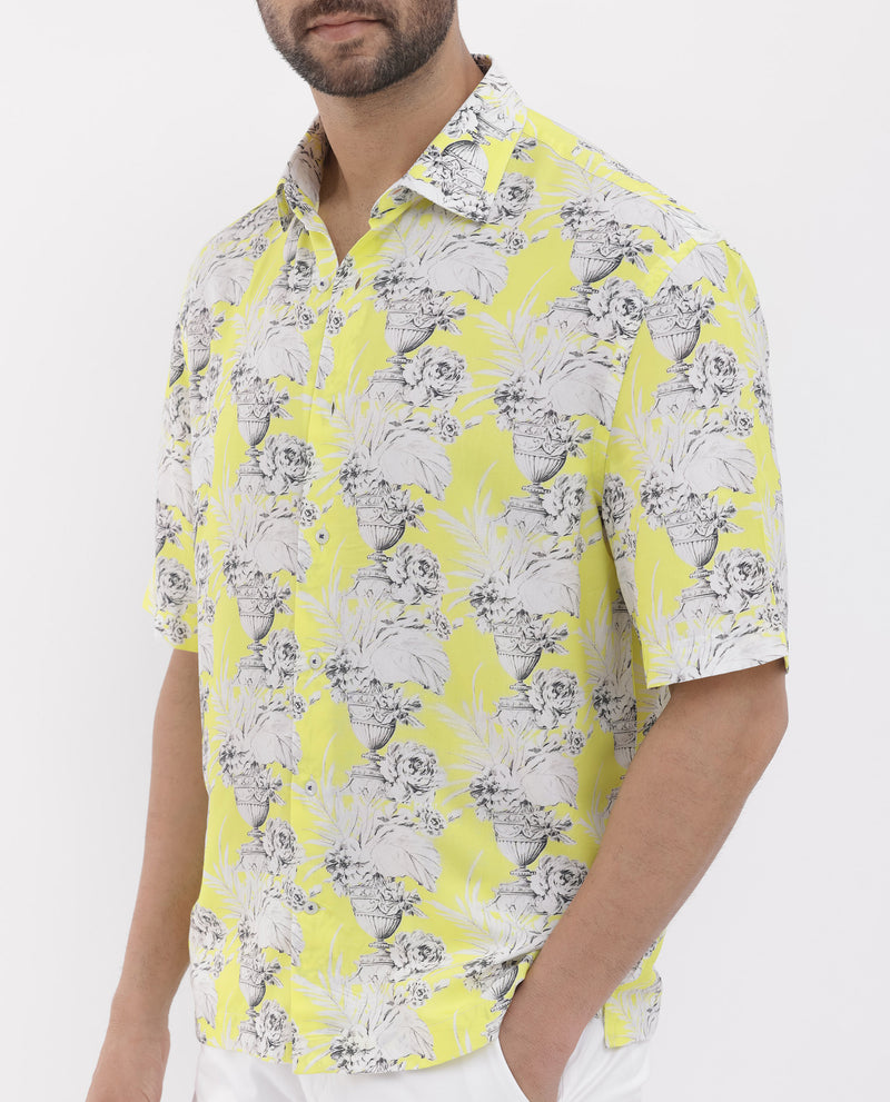 Rare Rabbit Mens Mackle Yellow Viscose Fabric Short Sleeve Boxy Fit Abstract Print Shirt