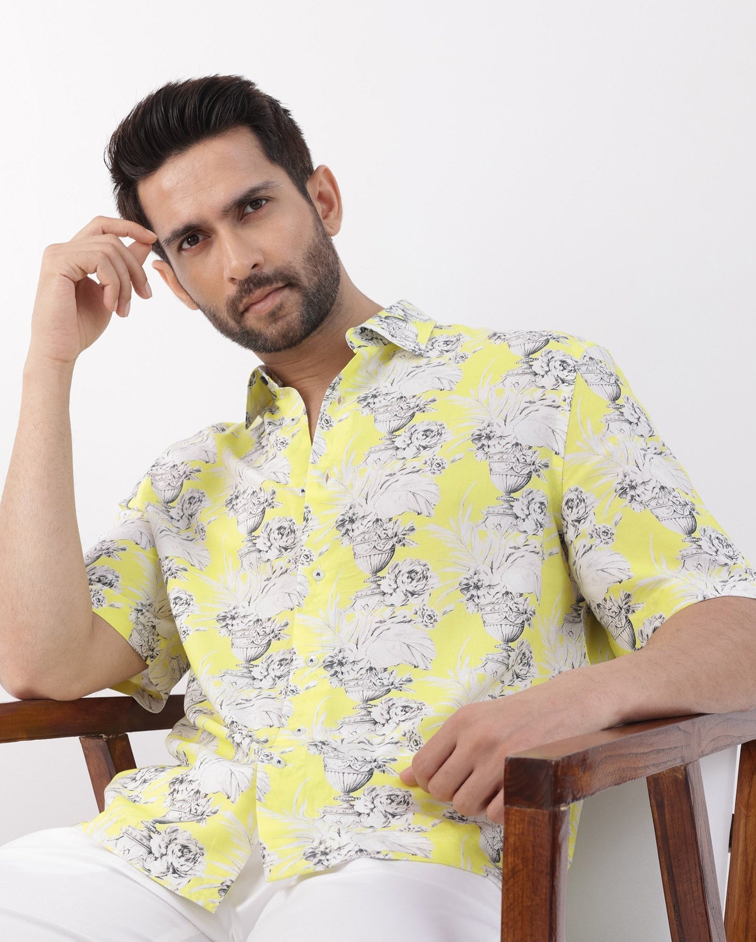 Rare Rabbit Mens Mackle Yellow Viscose Fabric Short Sleeve Boxy Fit Abstract Print Shirt