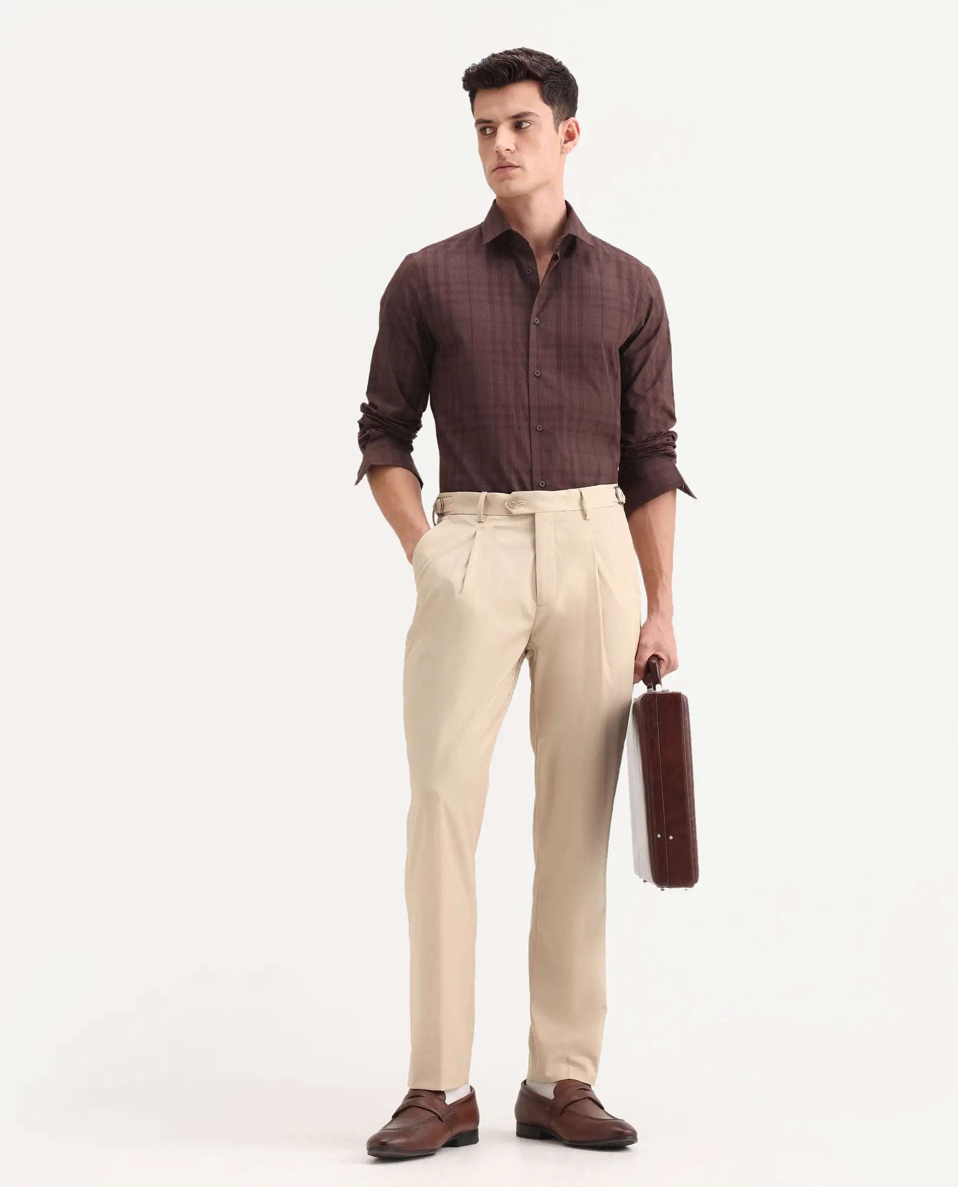 Rare Rabbit Men's Naji Beige Cotton Blend Plain Relaxed Fit Trouser