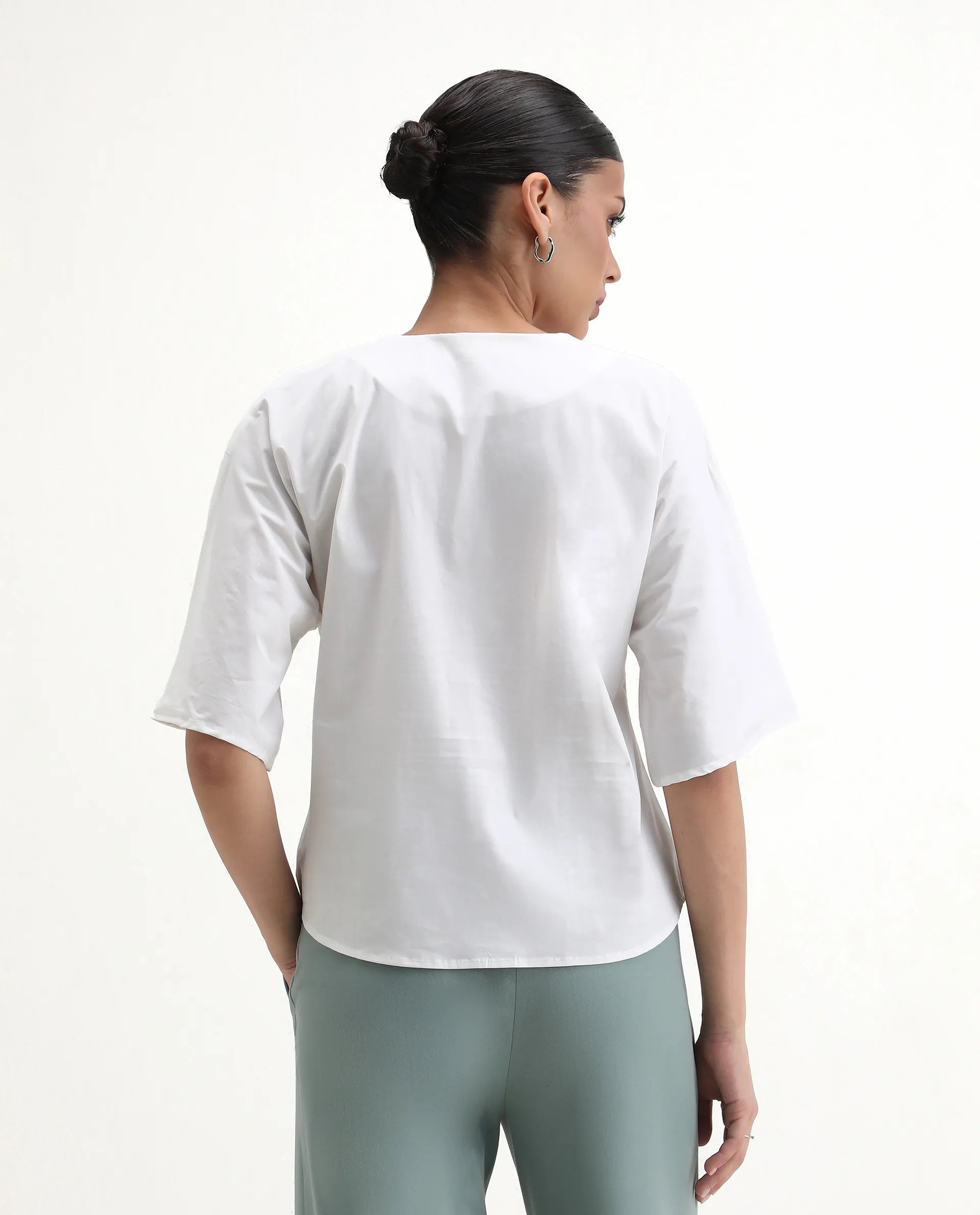 Rareism Women's Naruto White Cotton Crew Neck Plain Balloon Sleeve Relaxed Fit Top