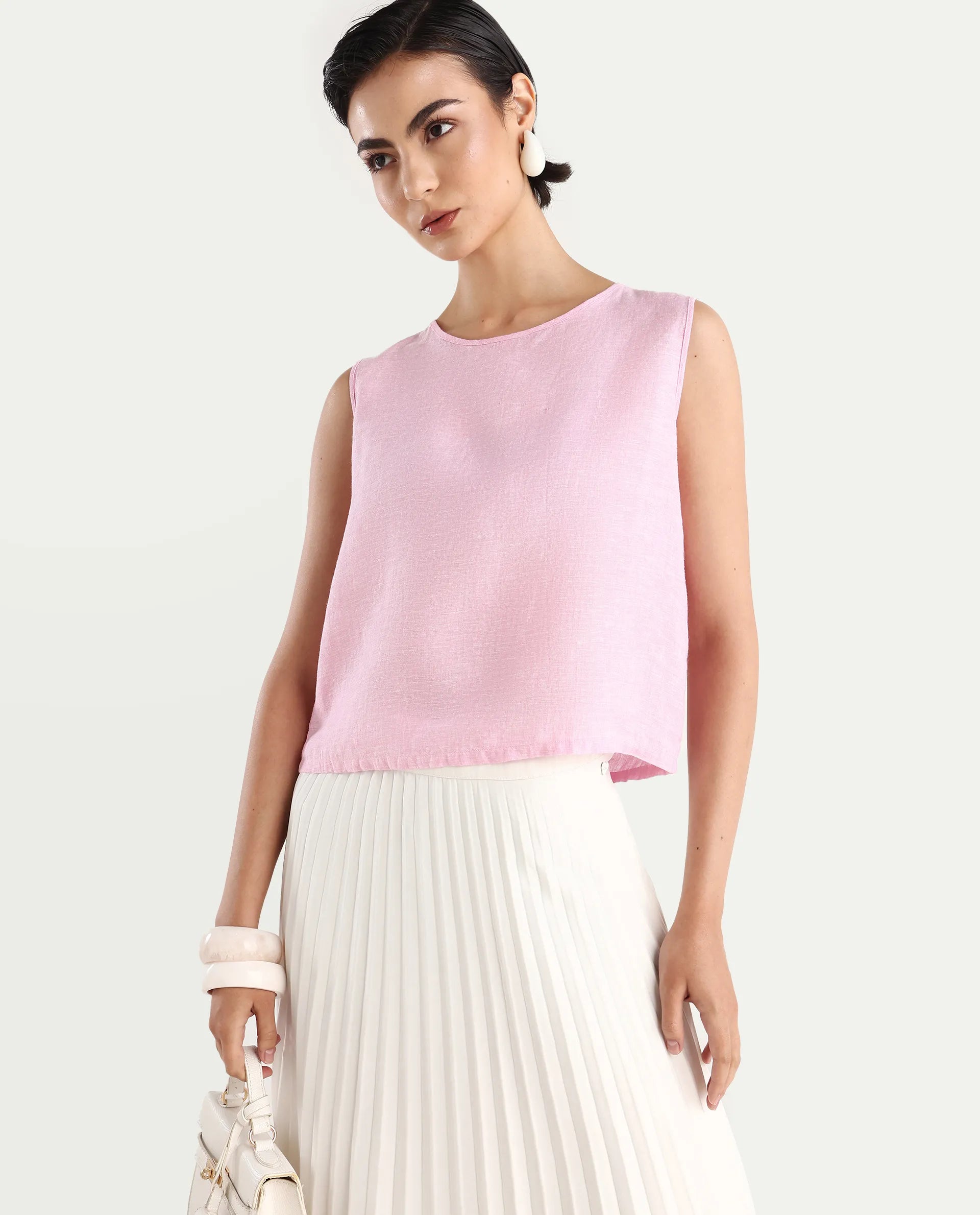 Rareism Women's Nenk Light Pink Linen Sleeveless Crew Neck Regular Fit Plain Top