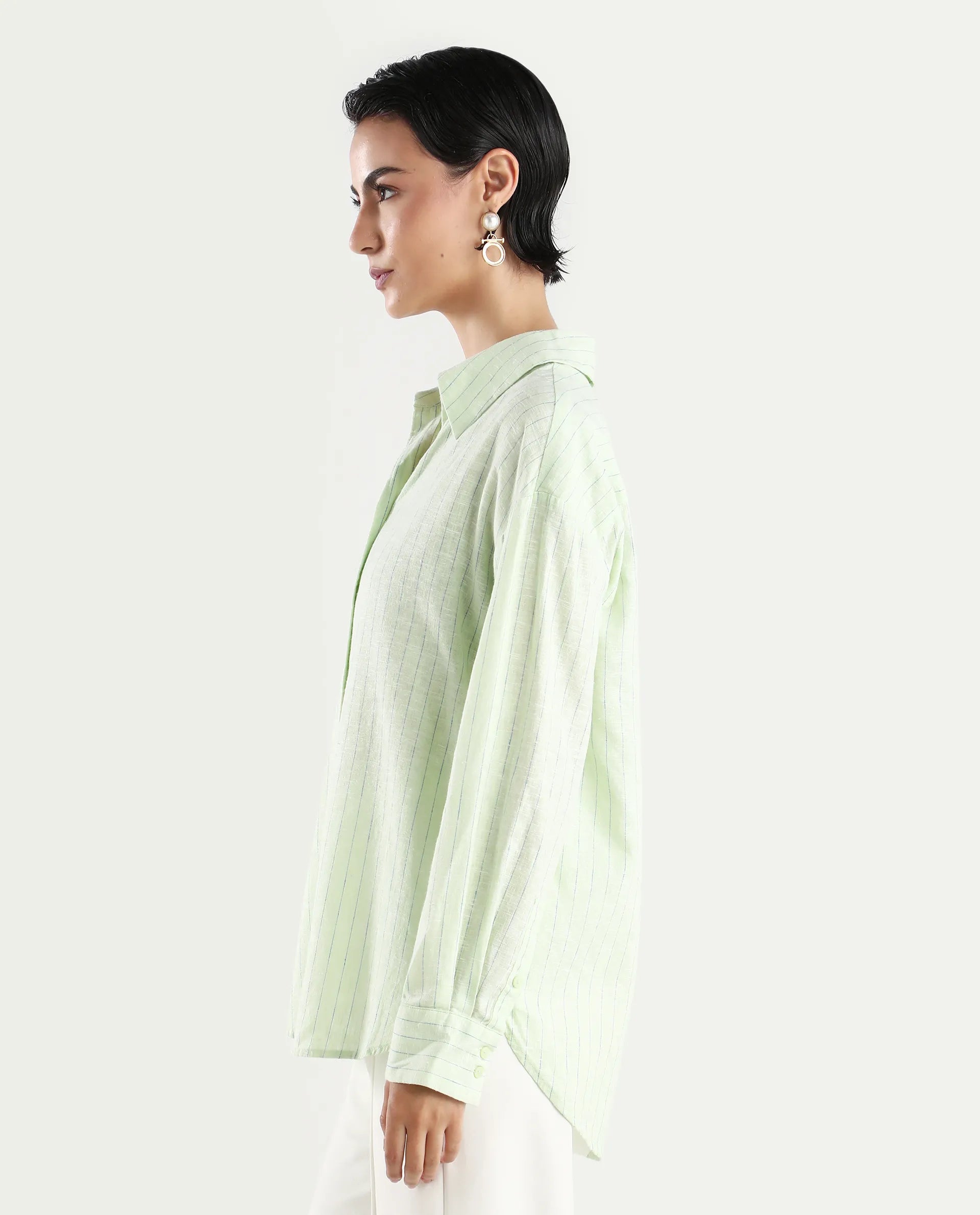 Rareism Women's Nenora Light Green 100% Linen Spread Collar Boxy Fit Shirt