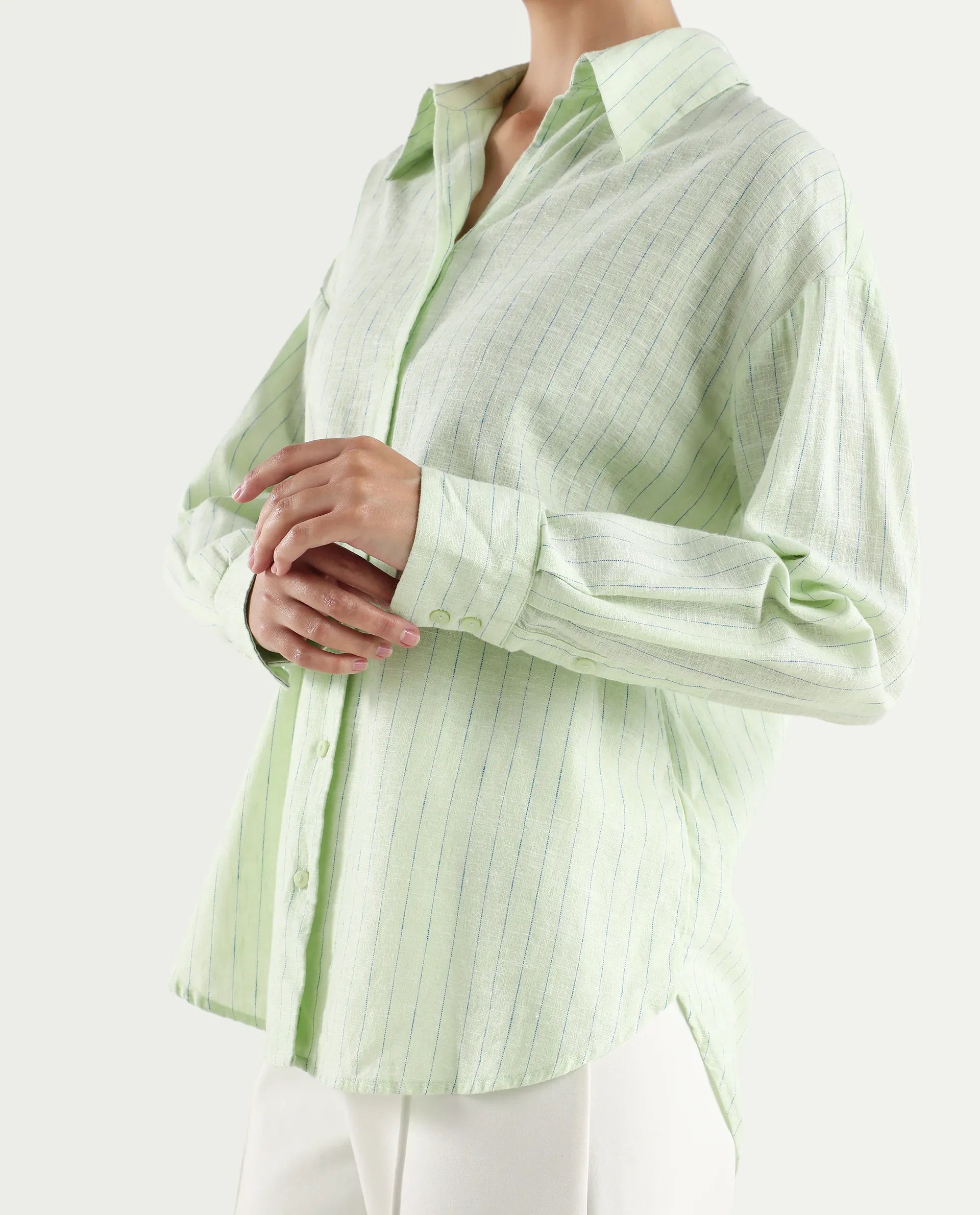 Rareism Women's Nenora Light Green 100% Linen Spread Collar Boxy Fit Shirt