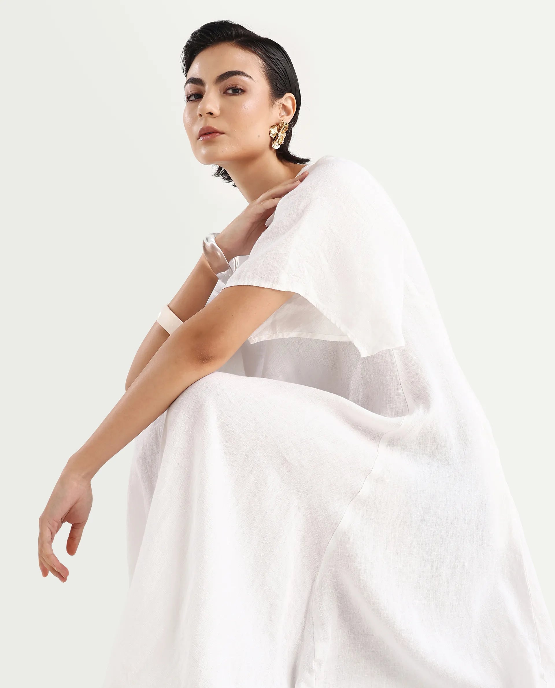 Rareism Women's Nensy White 100% Linen Crew Neck Relaxed Fit Plain Dress