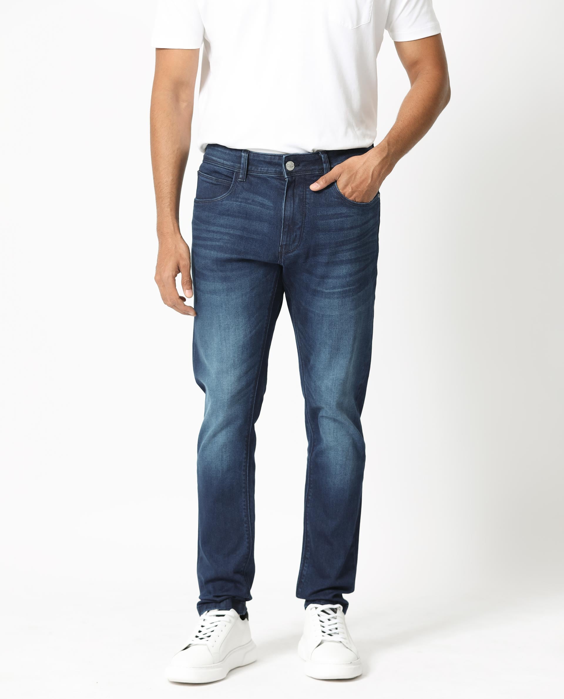 Men Blue Mid Wash Slim Tapered Jeans