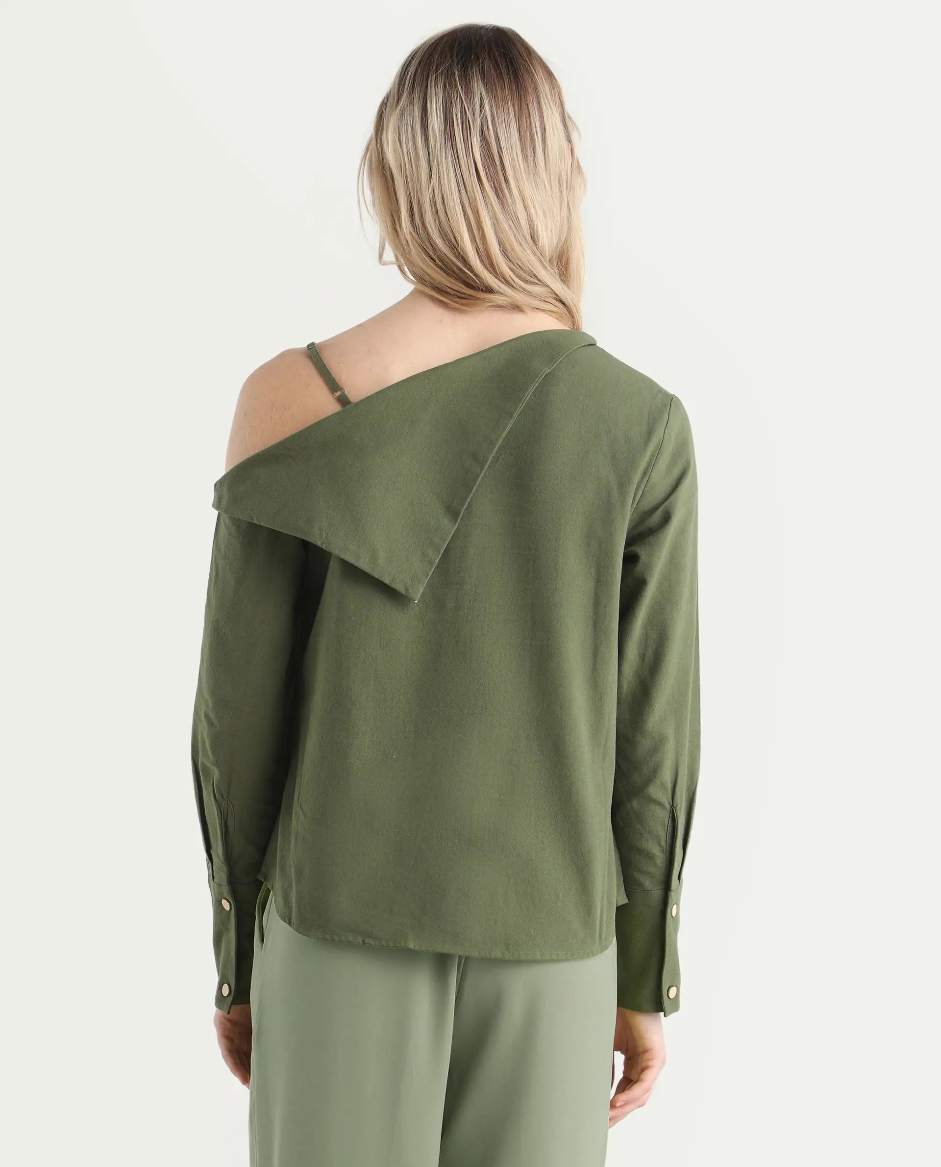 Rareism Women's Nimlu Green Cotton Collarless Plain Cuffed Sleeve Regular Fit Top