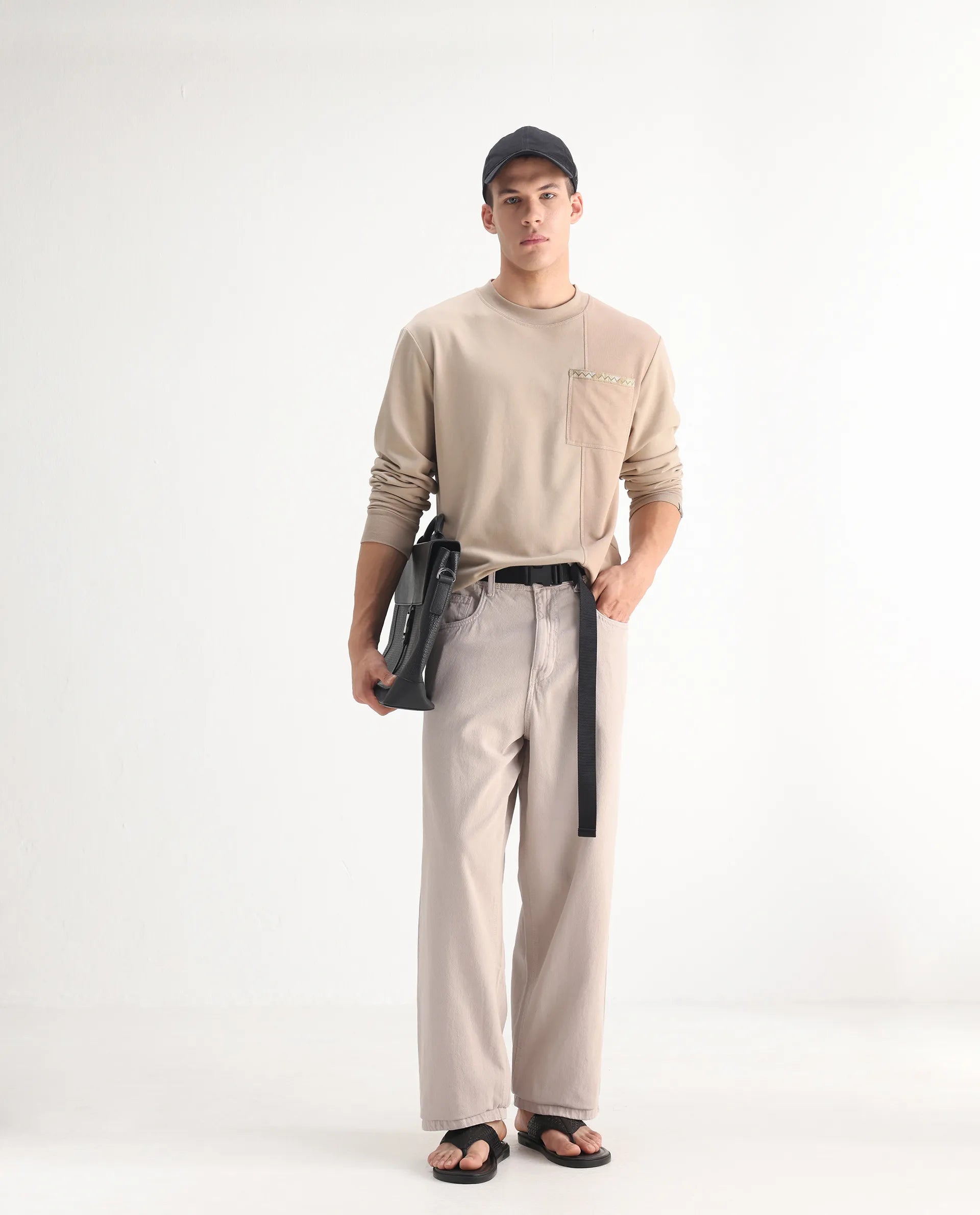 Rare Rabbit Men's Niretor-2 Beige Cotton Plain Baggy Fit Jeans