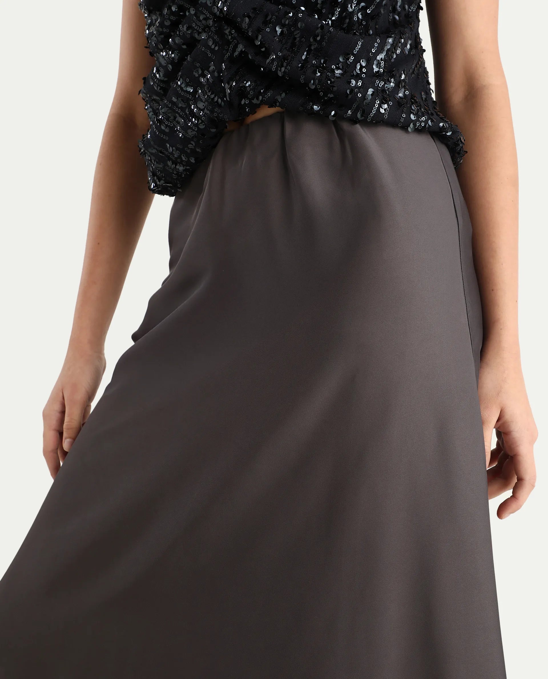 Rareism Women's Niyano Grey Satin Plain Ankle Length Regular Fit Skirt