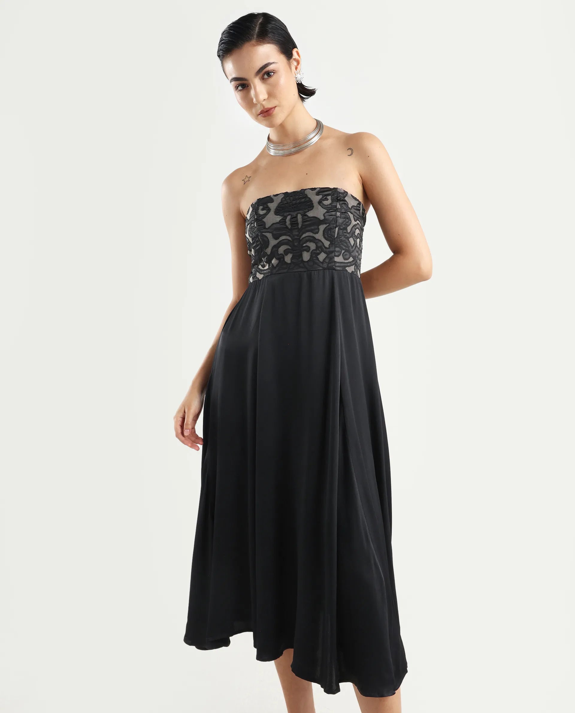 Sleeveless Black Satin Fit And Flare Dress Forever 21 Exclusive Black Satin Fit Flare Sleeveless Mini Sleeveless Black Satin Fit And Flare Dress Forever 21 Exclusive Black Satin Fit Flare Sleeveless Mini