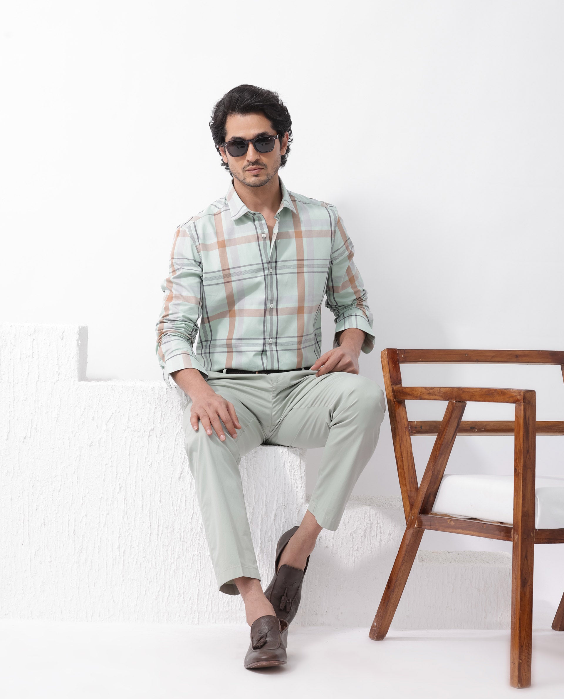 Rare Rabbit Mens Noan Dusky Green Full Sleeve Multicolor Windowpane Checks Shirt