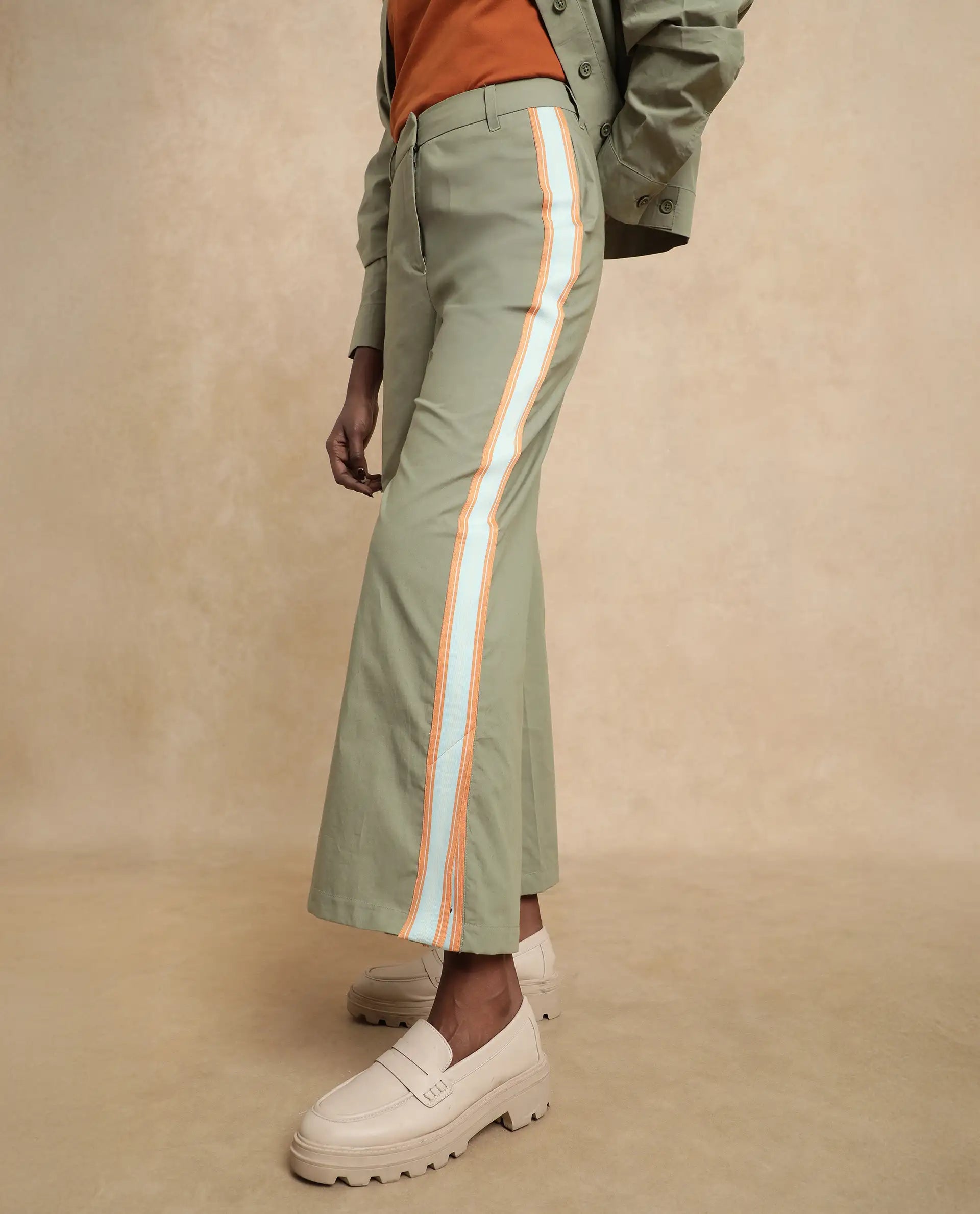 Rareism Women's Nocam B Dusky Green Cotton Plain Ankle Length Wide Trouser