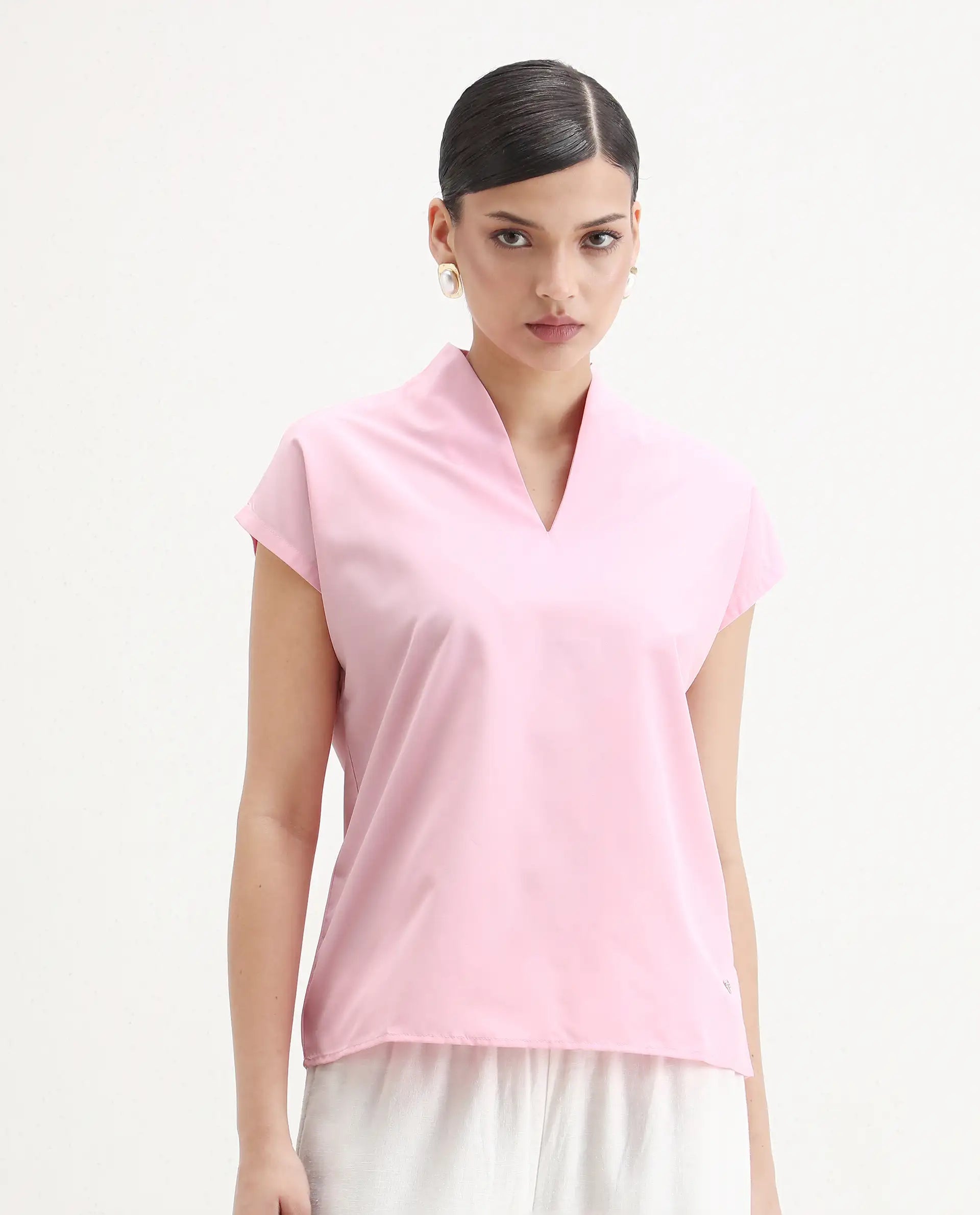 Rareism Women's Nopplo Pink Polyester Blend V-Neck Plain Extended Sleeves Regular Fit Top