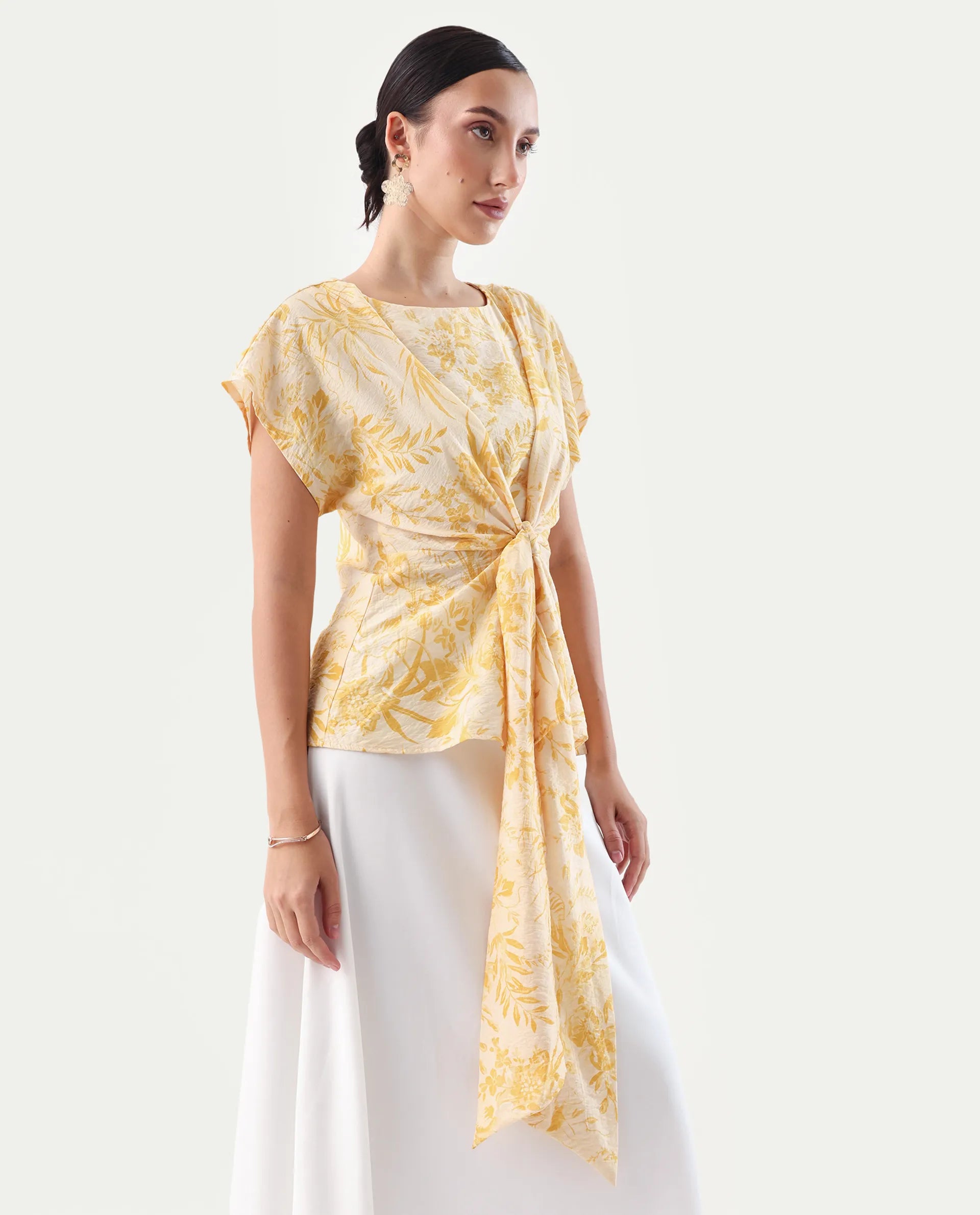 Rareism Women's Nuand Beige Viscose Blend V-Neck Regular Fit Top