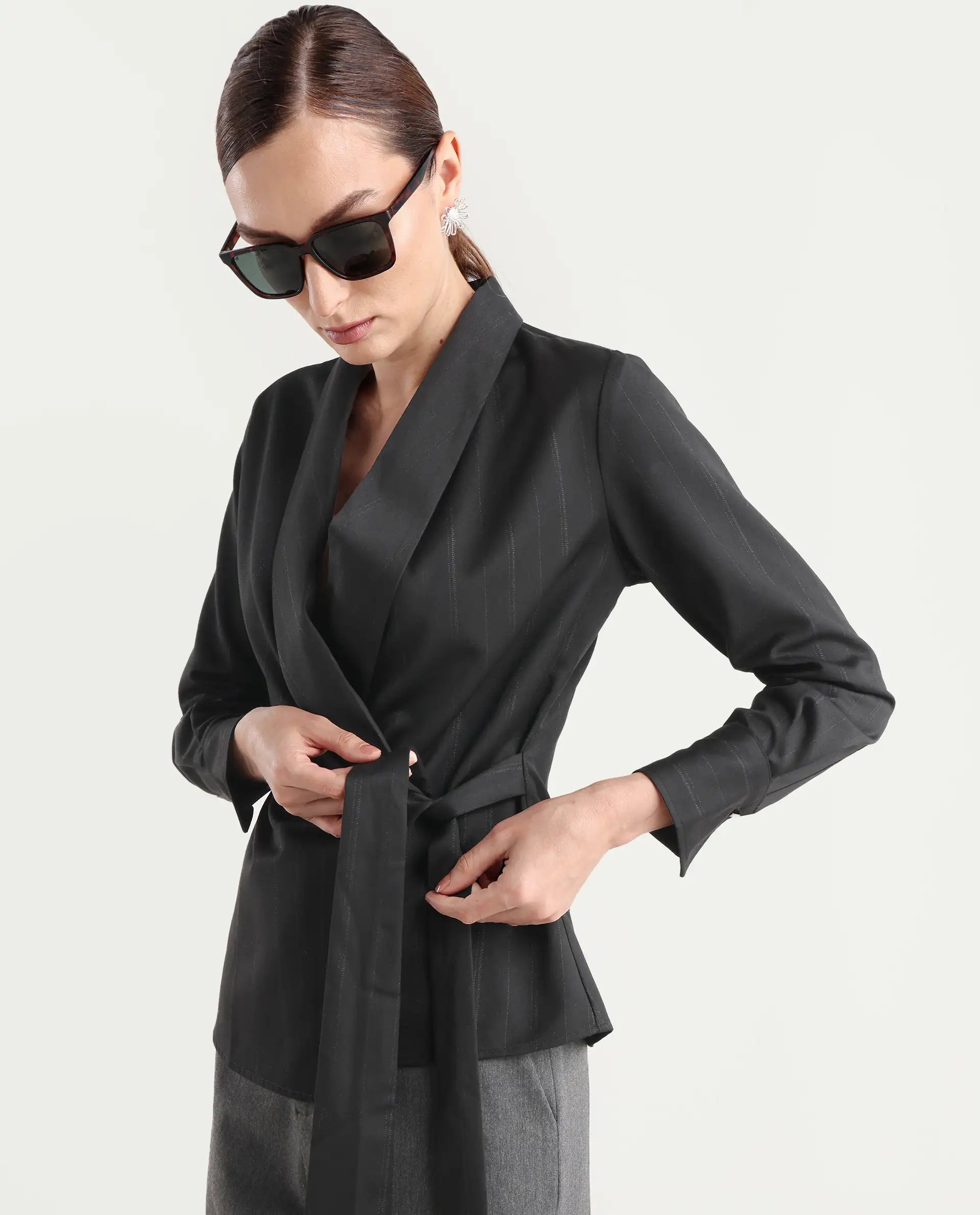 Rareism Women Nublin Black Cuffed Sleeve Lapel Neck Tie-Up Closure Plain Top