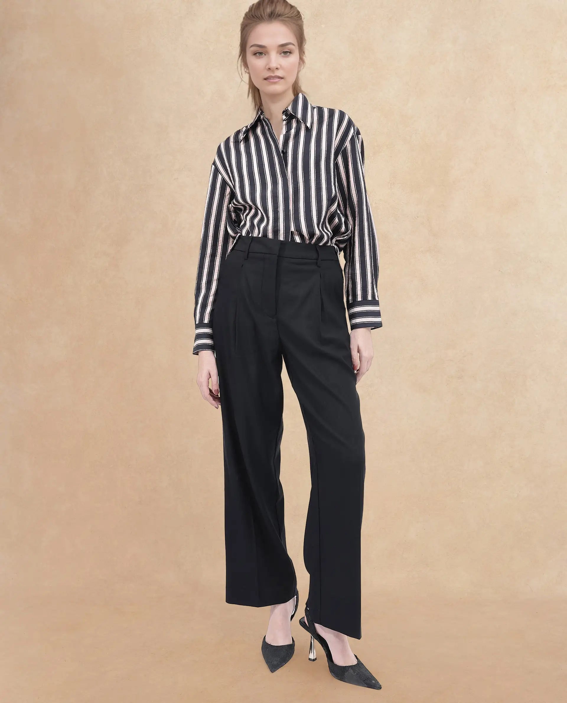 Rareism Women Nuray -SCBlack Cotton Fabric Zipper Closure Solid Regular Fit Trouser