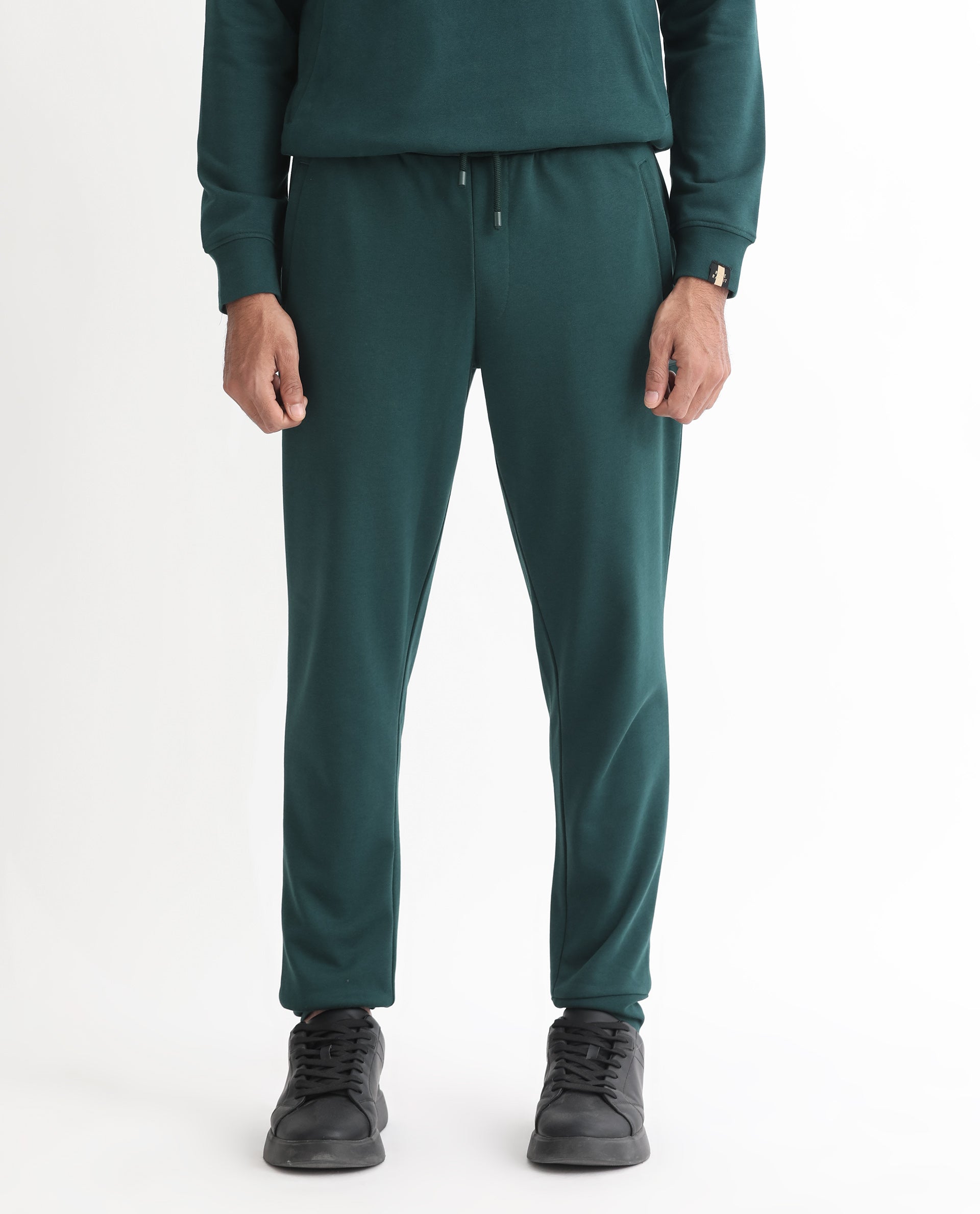 Rare Rabbit Mens Oza Dark Green Cotton Polyester Fabric Drawstring Closure Regular Fit Mid Rise Trackpant
