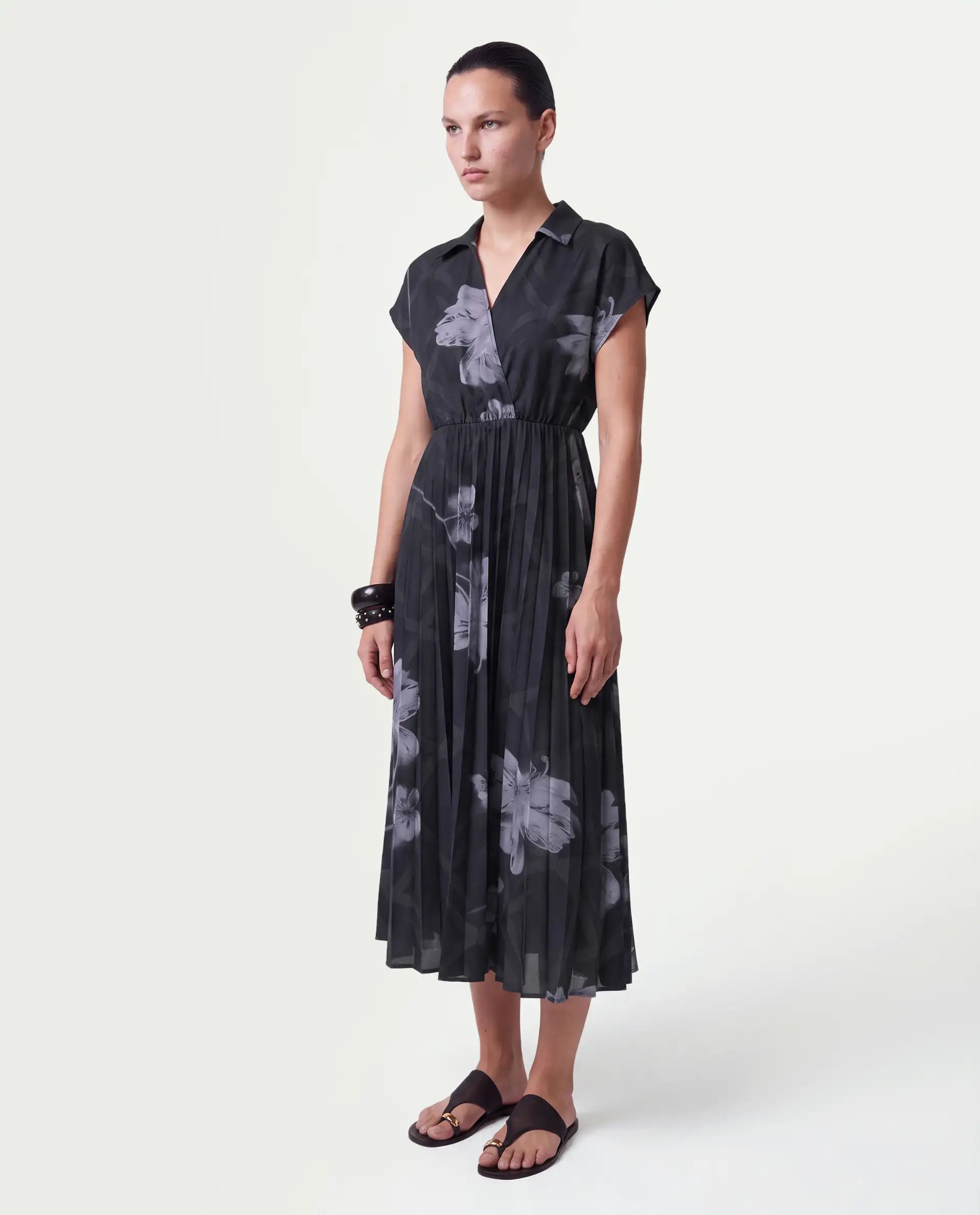 Rareism Women's Omago Black Polyester Pull-On Wrap Floral Print Dress