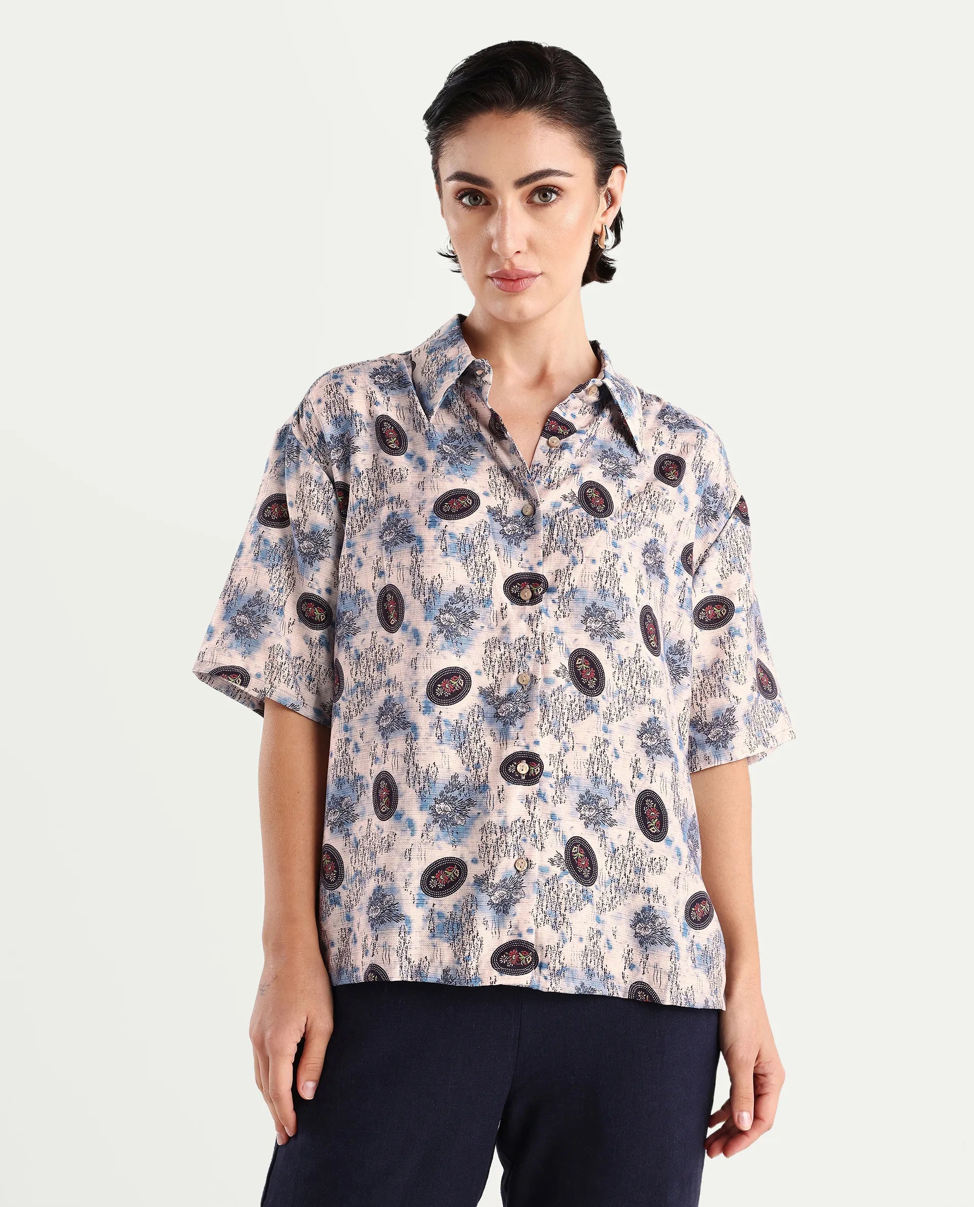 Rareism Women's Orchard Off White Viscose Blend Spread Collar Abstract Print Boxy Fit Top