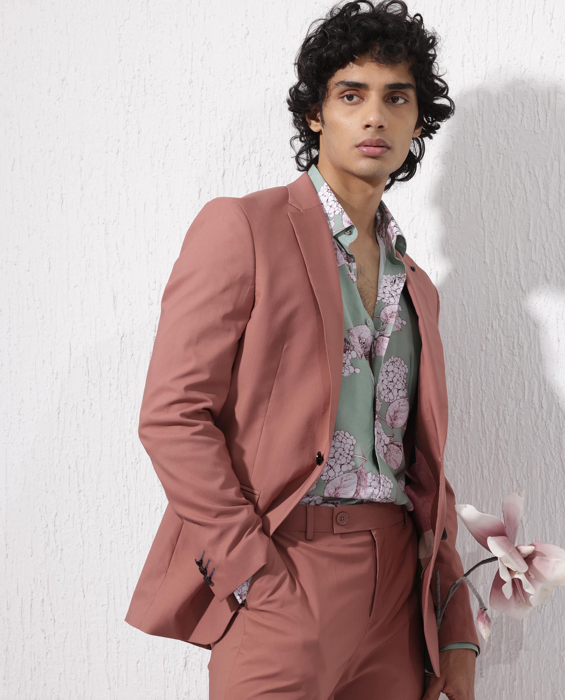 Rare Rabbit Men's Oscar Pastel Pink Polyester Plain Tailored Fit Full