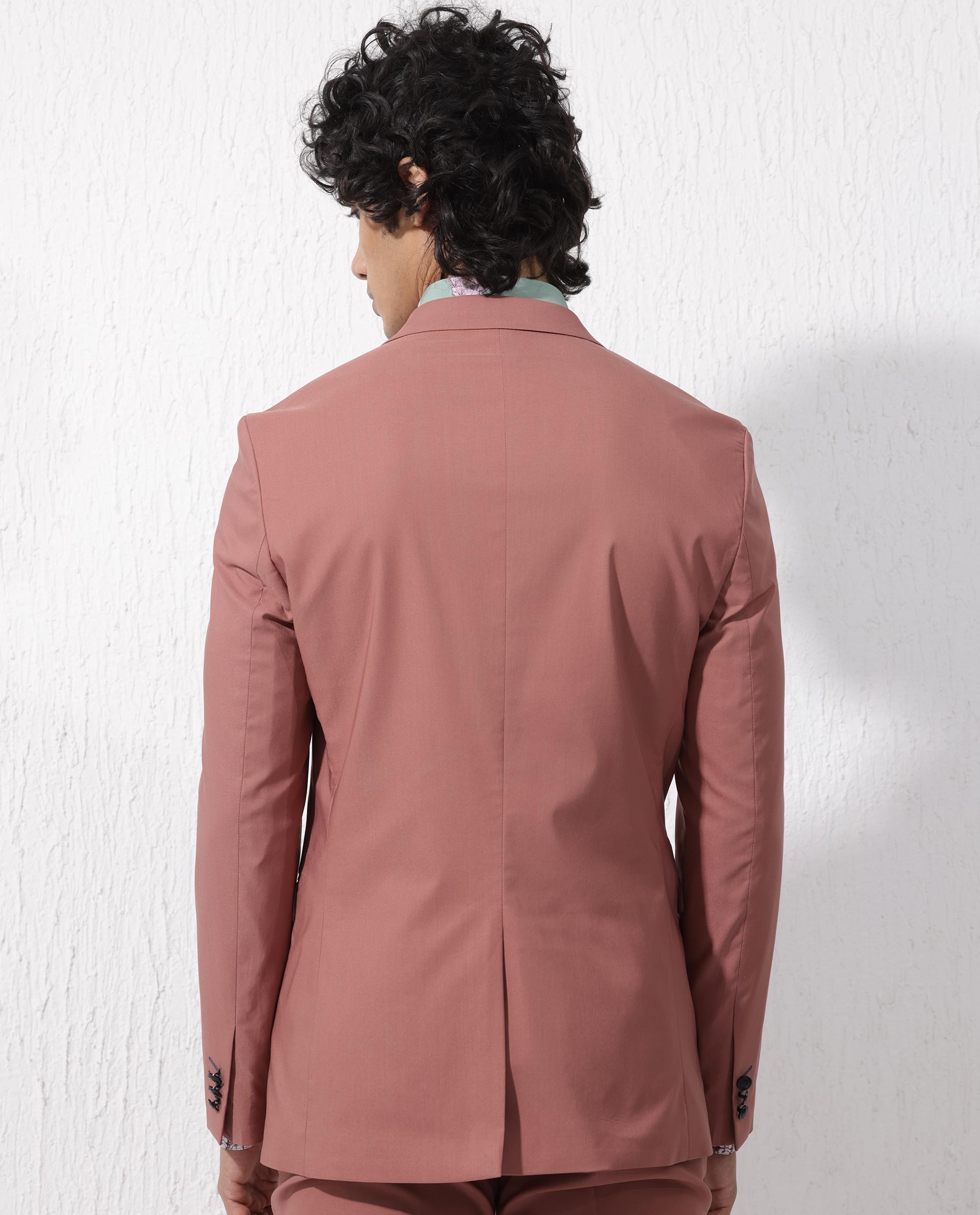 Rare Rabbit Men's Oscar Pastel Pink Polyester Viscose Fabric Notch Lapel Button Closure Single Breasted Suits