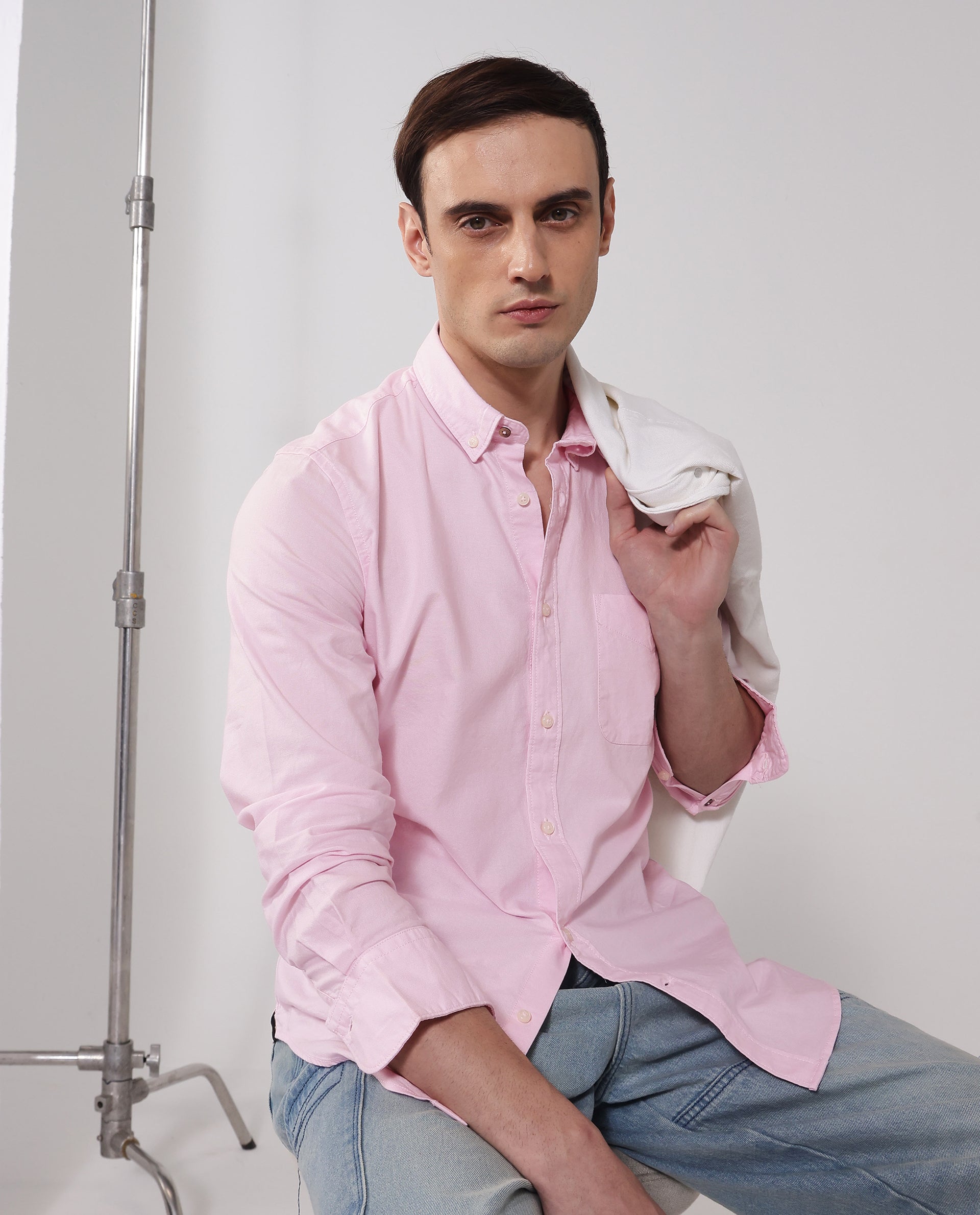 Rare Rabbit Men's Auxfo Light Pink Cotton Fabric Full Sleeves Solid Shirt