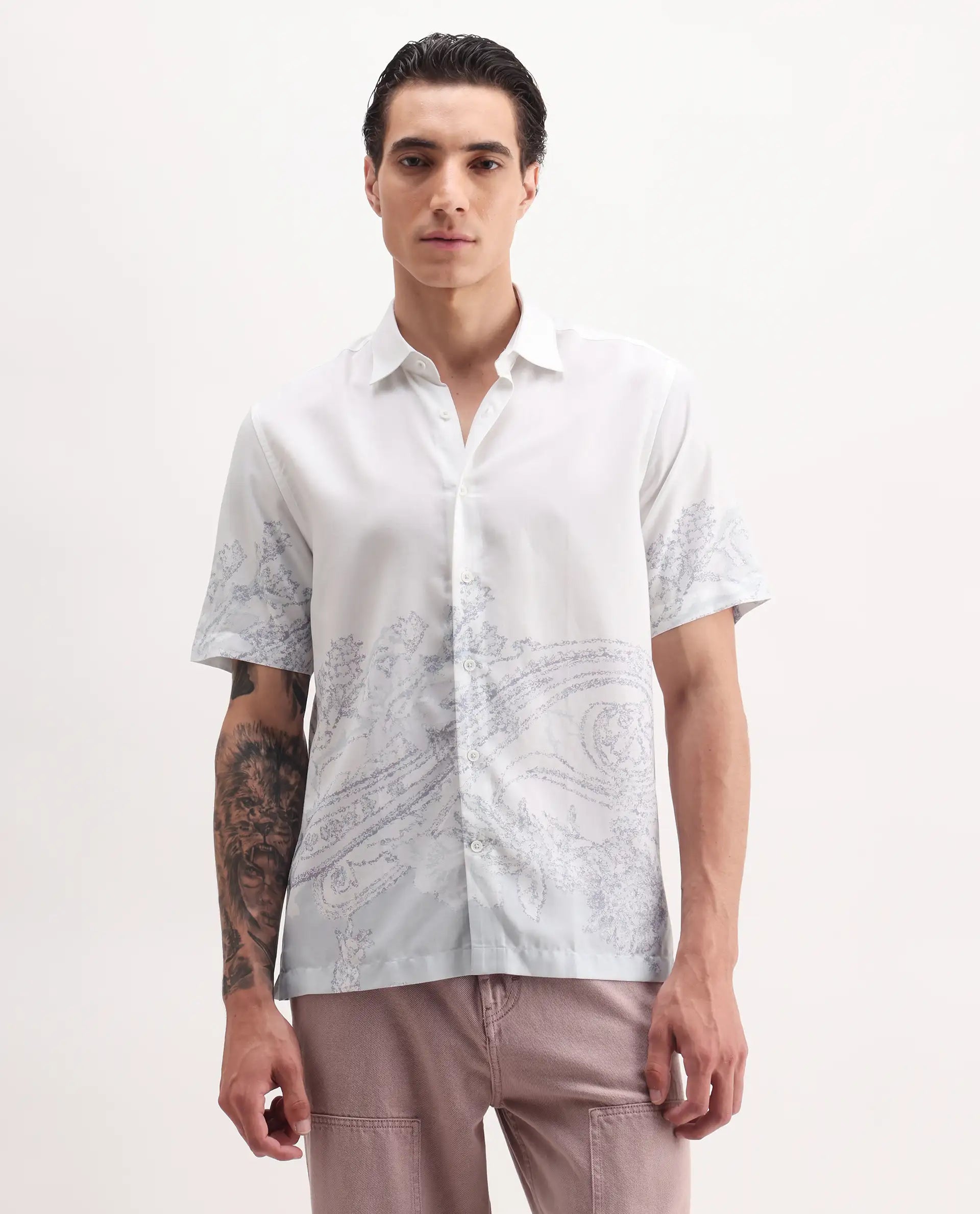 Rare Rabbit Men's Pais White Cotton Blend Paisley Print Relaxed Fit Half Sleeve Collared Shirt