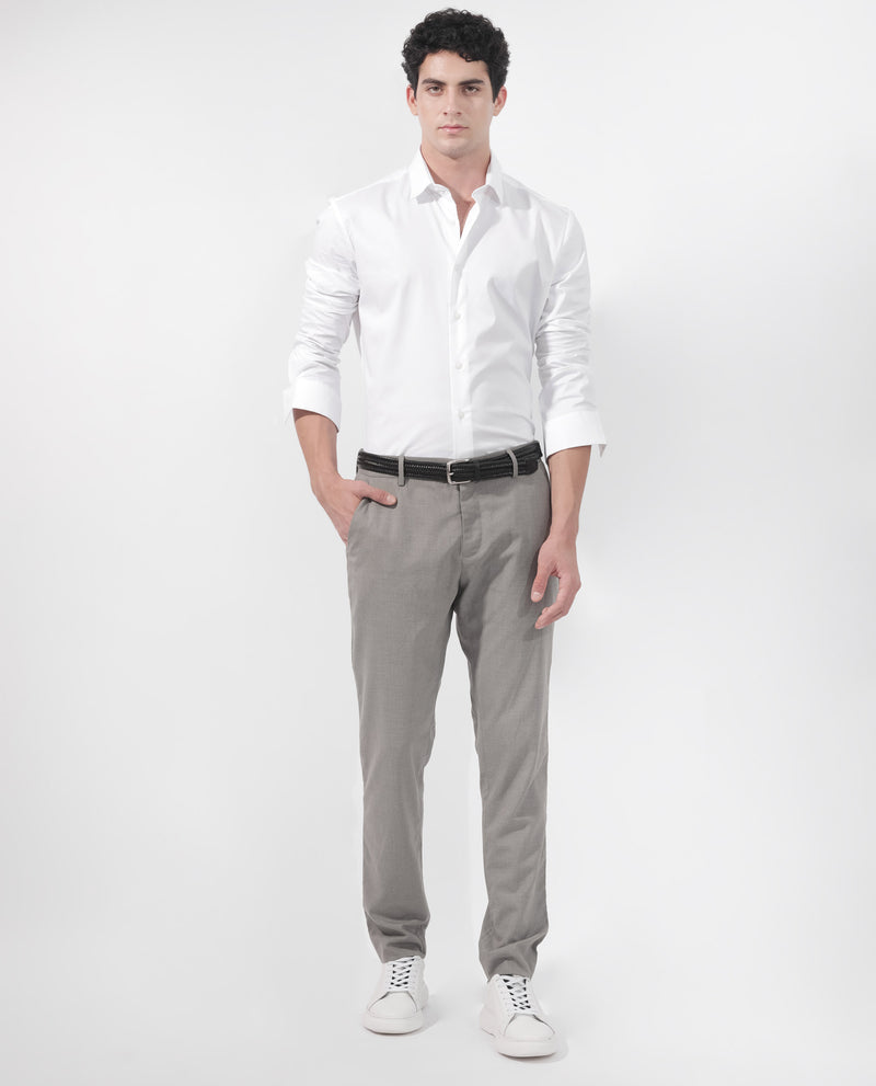 Rare Rabbit Men's Para Off-White Cotton Fabric Full Sleeves Creaseless Solid Shirt