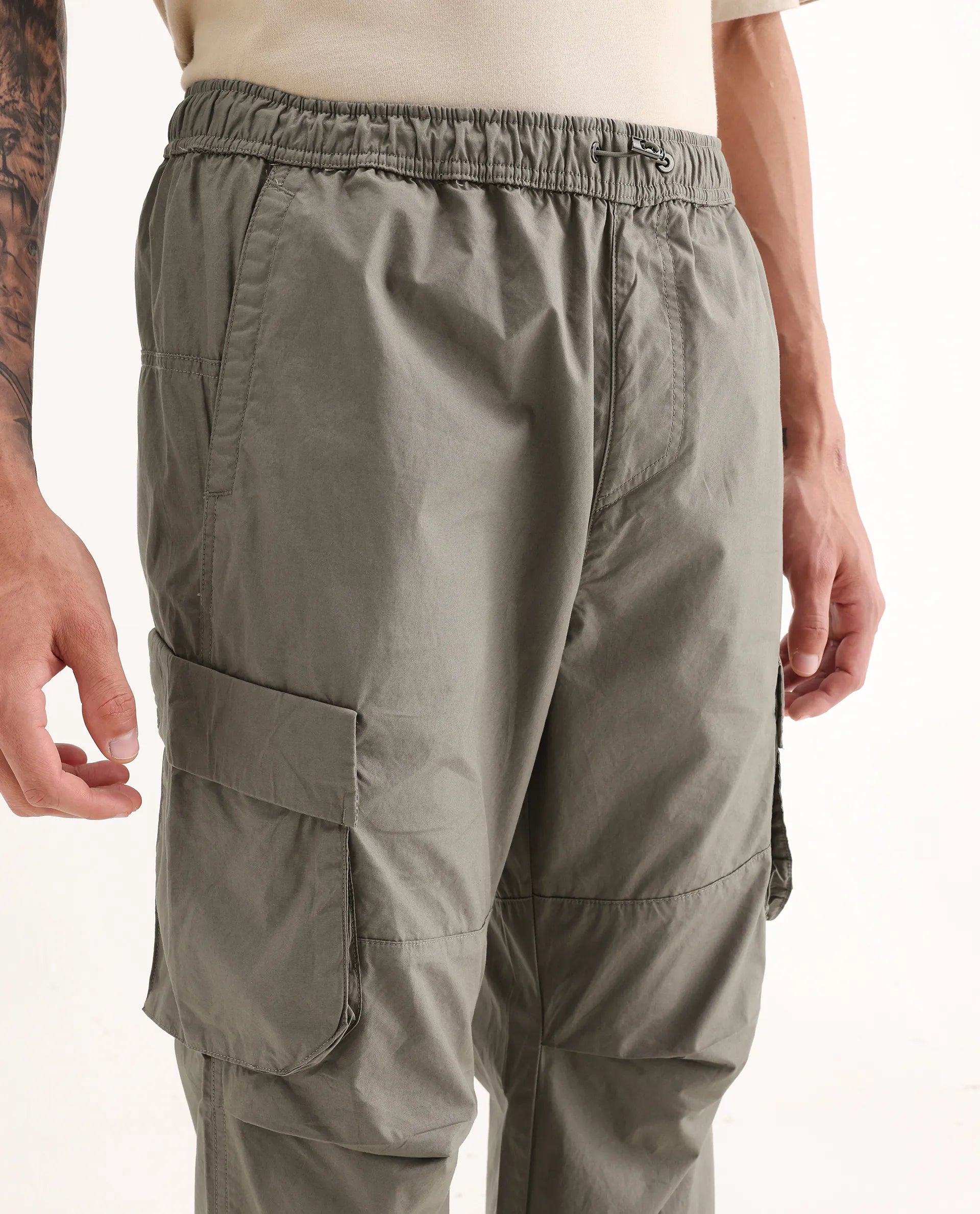 Rare Rabbit Men's Parc Dusky Olive Cotton Plain Regular Fit Trouser