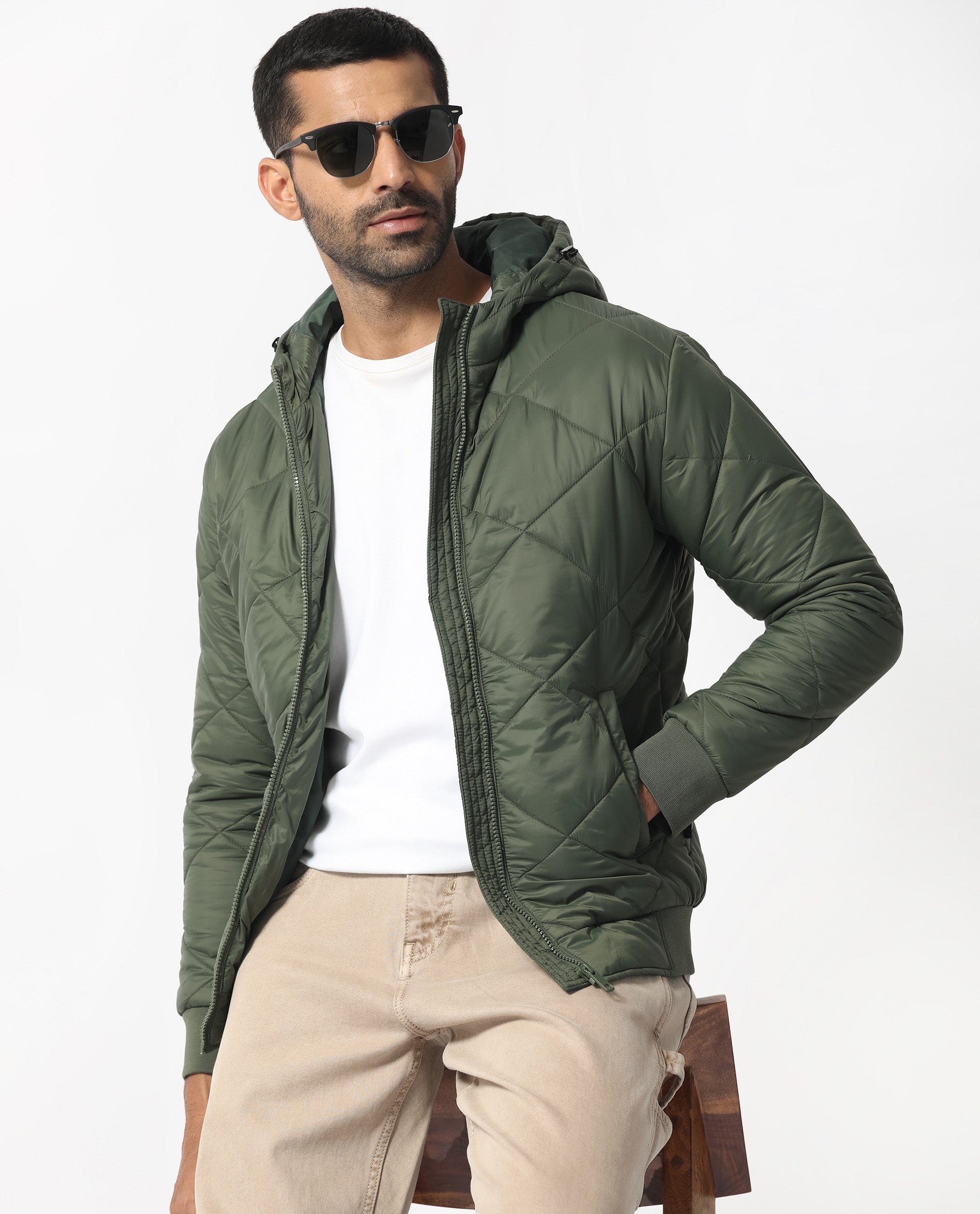 Rare Rabbit Men's Parco Dark Green Diamond Quilted Hooded Puffer Jacket