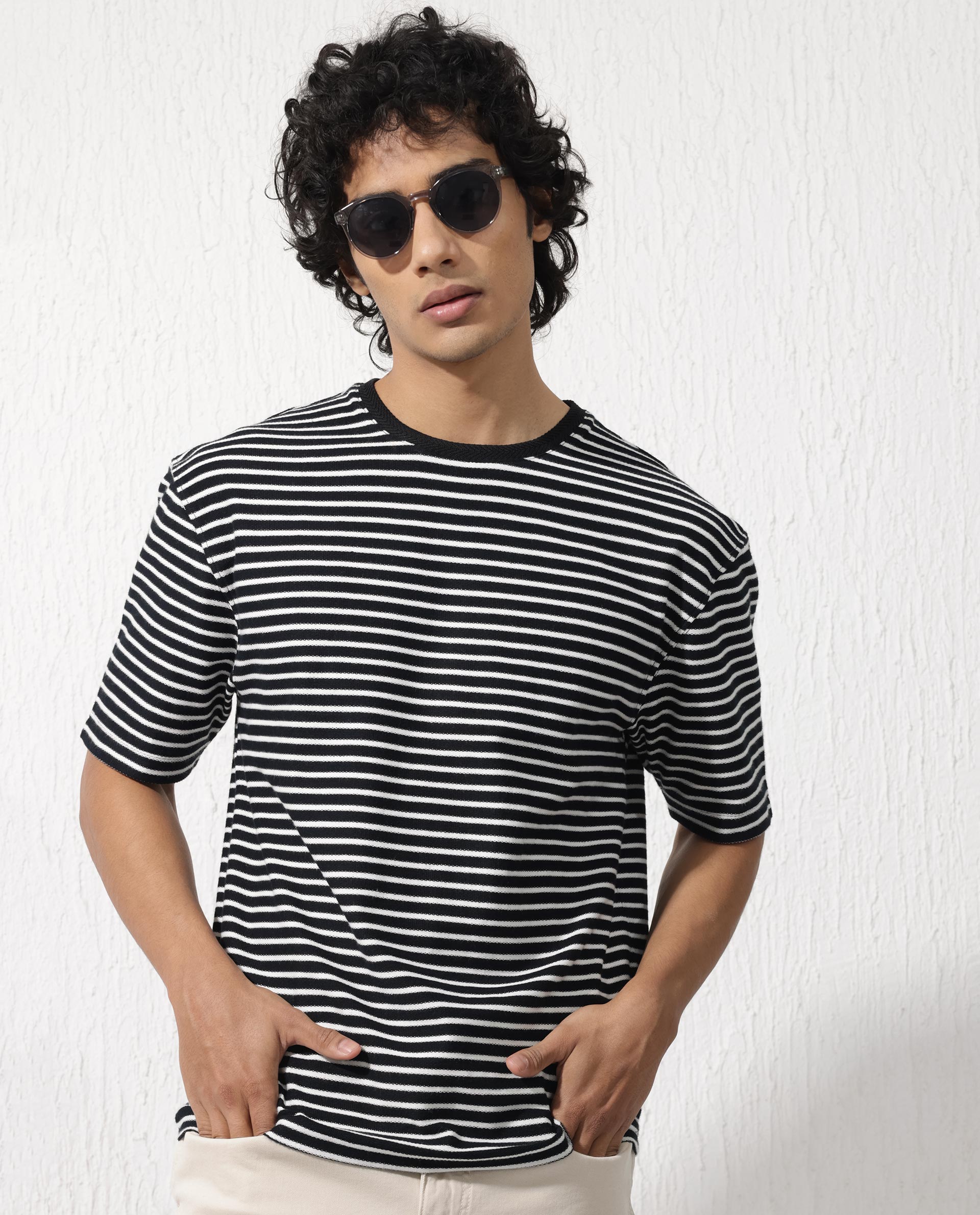 Rare Rabbit Mens Paskot Navy Short Sleeve Stripe Print Oversized T-Shirt