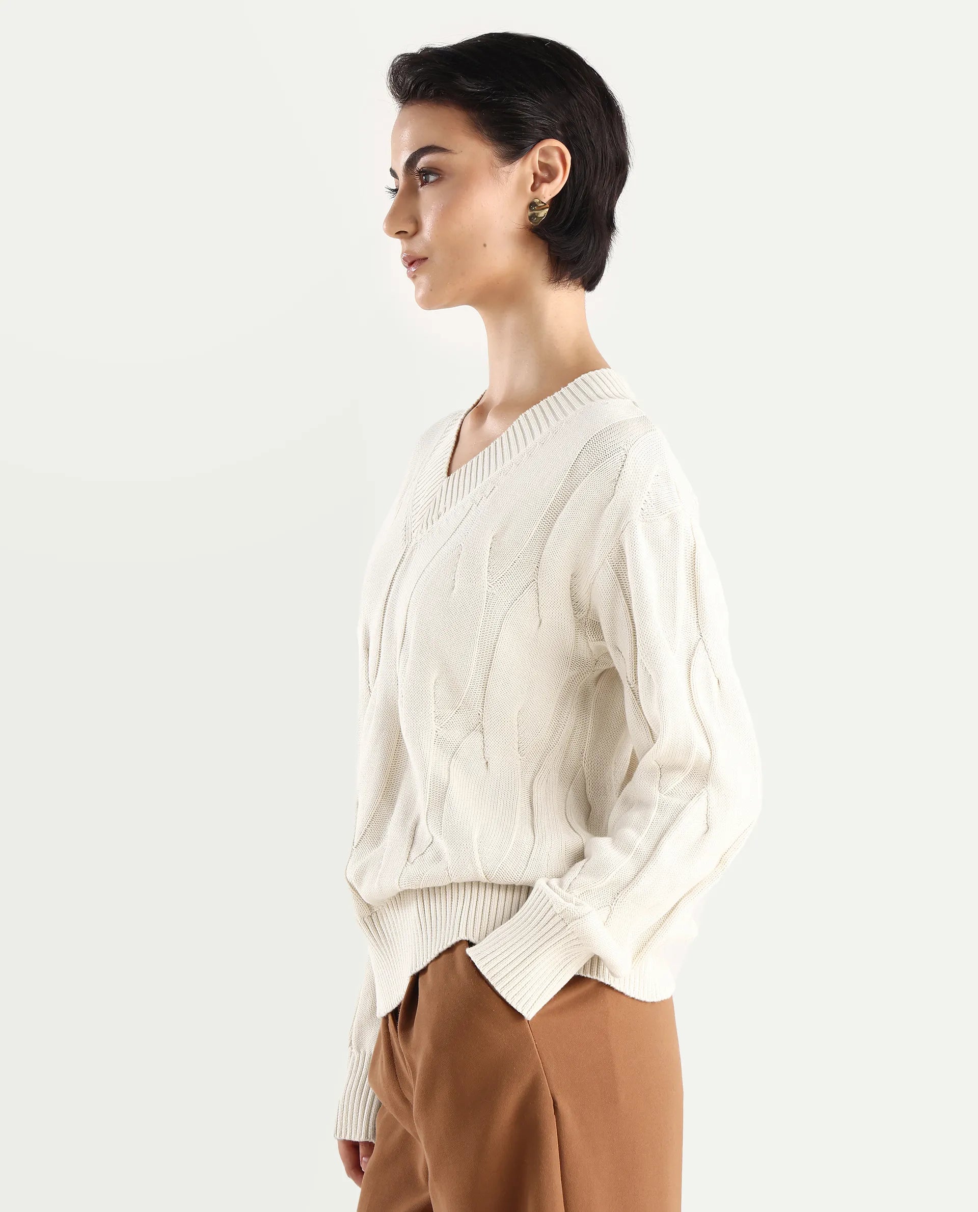 Rareism Women's Pax Off White Cotton V-Neck Plain Relaxed Fit Sweater