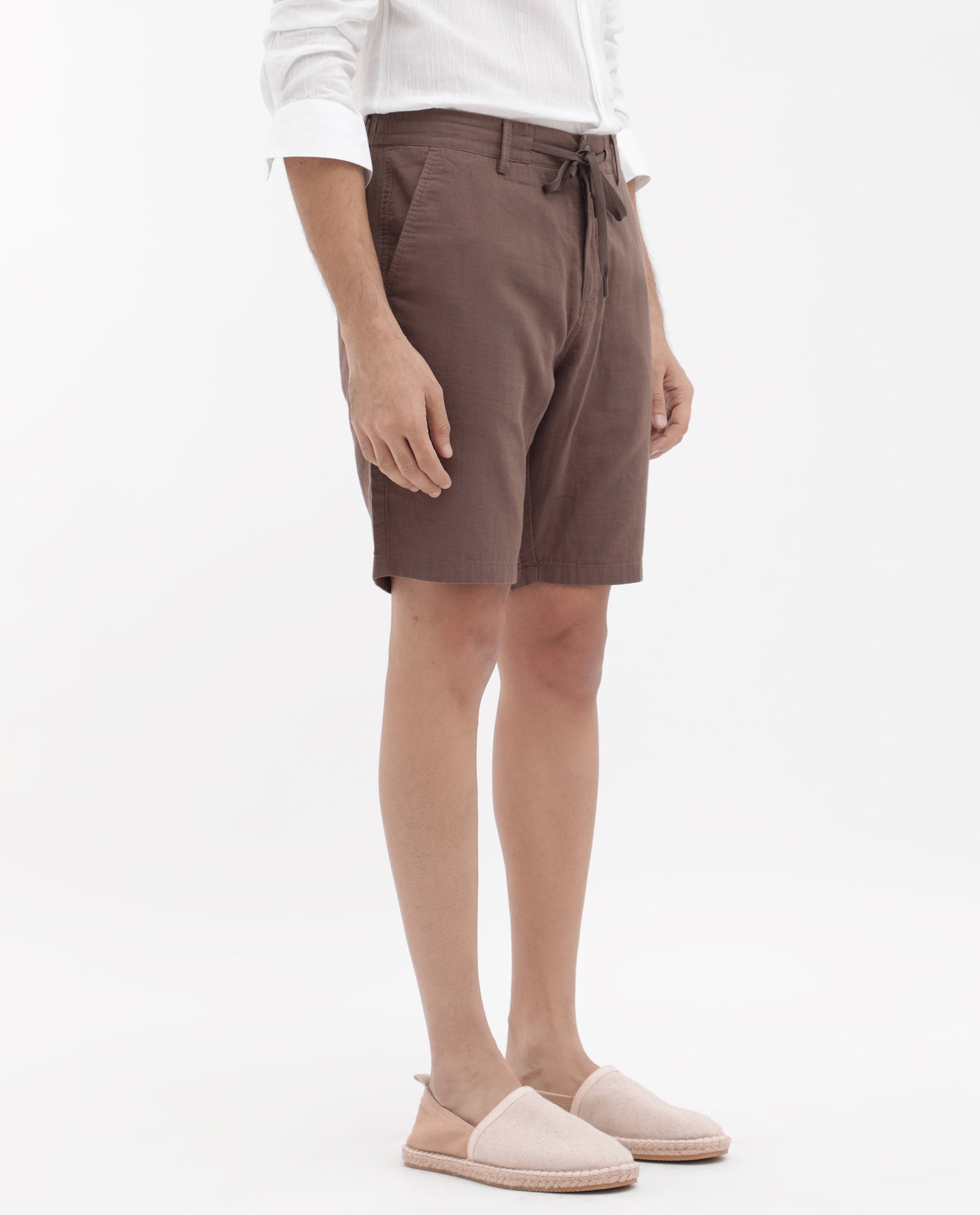 Rare Rabbit Men's Pinto Brown Cotton Fabric Knee Length Solid Shorts